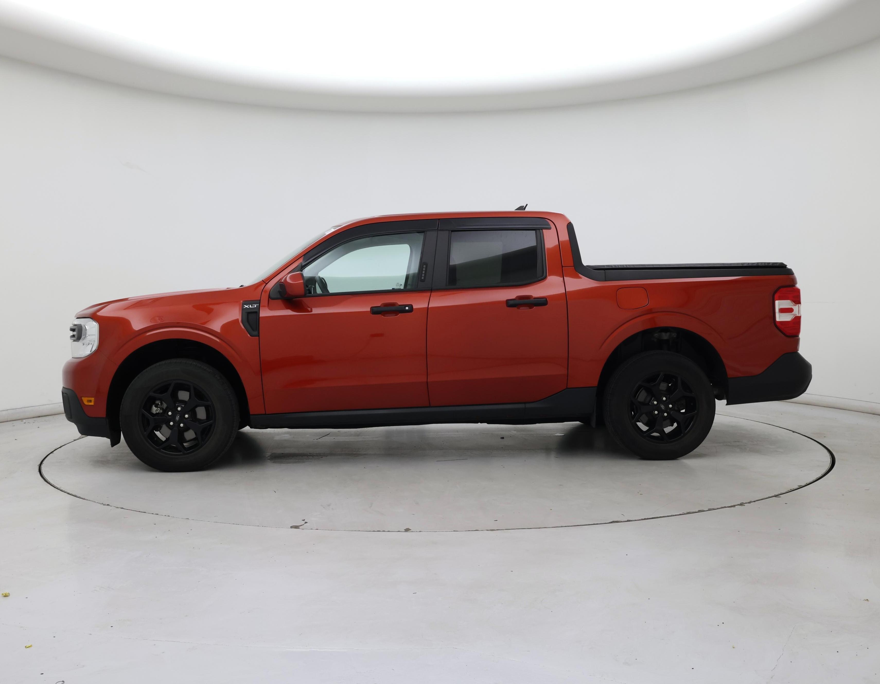 Thumbnail: 2022 Ford Maverick - 3