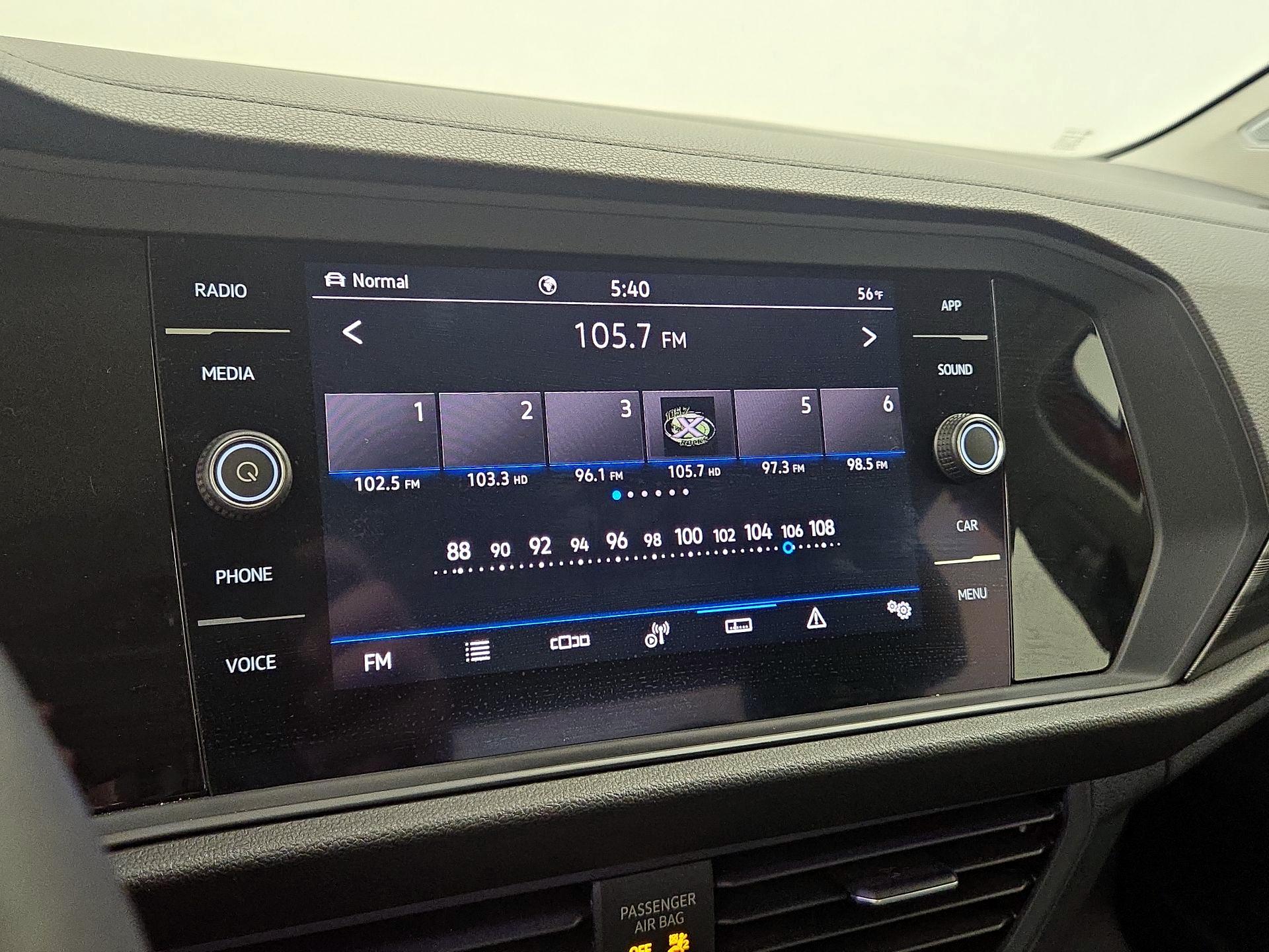 Thumbnail: 2021 Volkswagen Jetta - 15