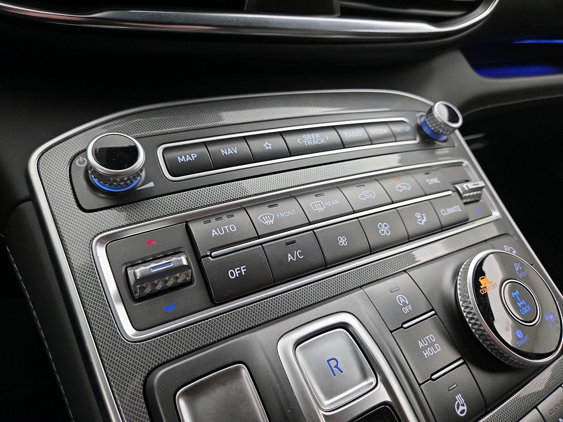 Thumbnail: 2023 Hyundai Santa Fe - 17