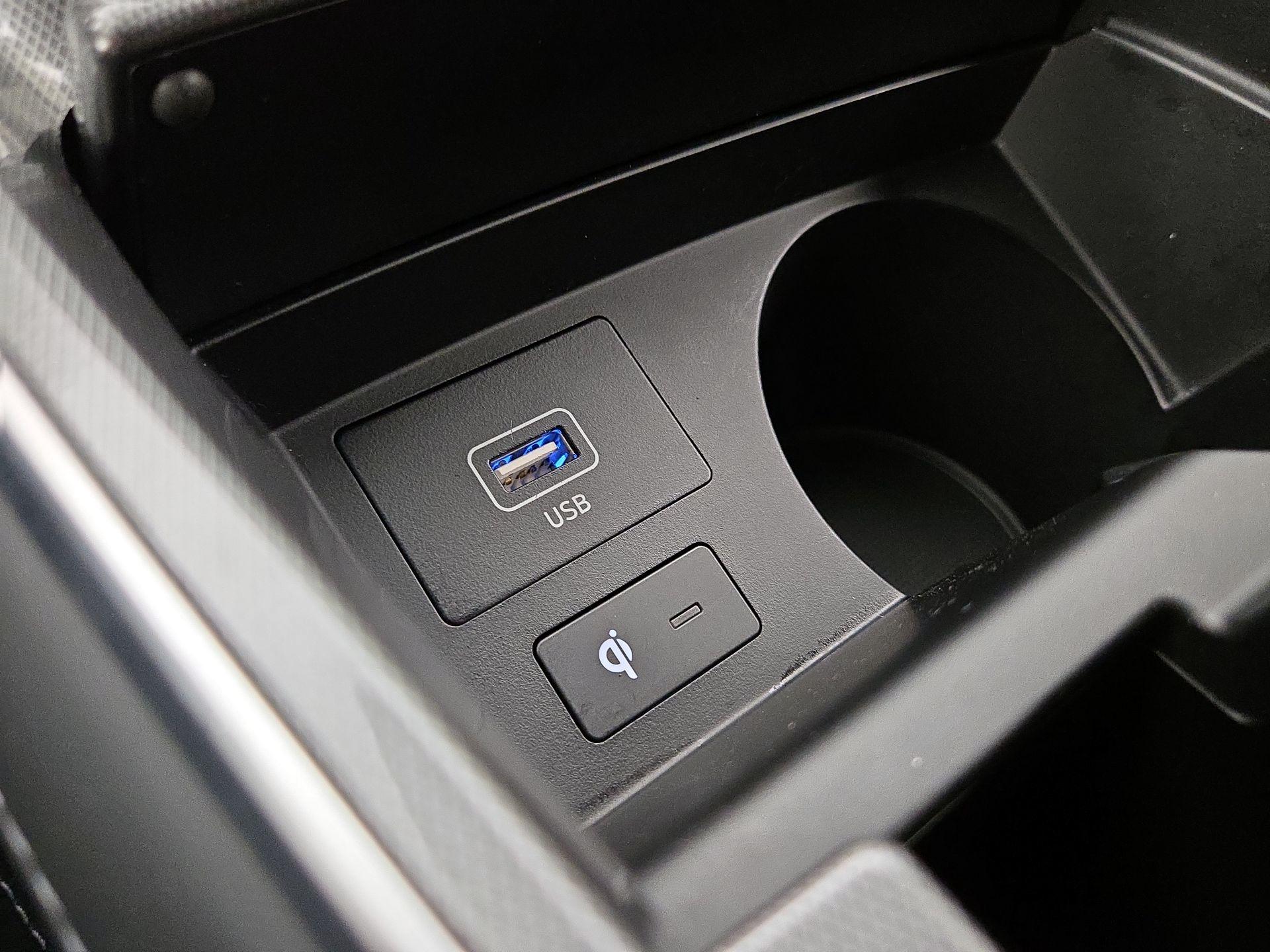 Thumbnail: 2023 Hyundai Santa Fe - 19