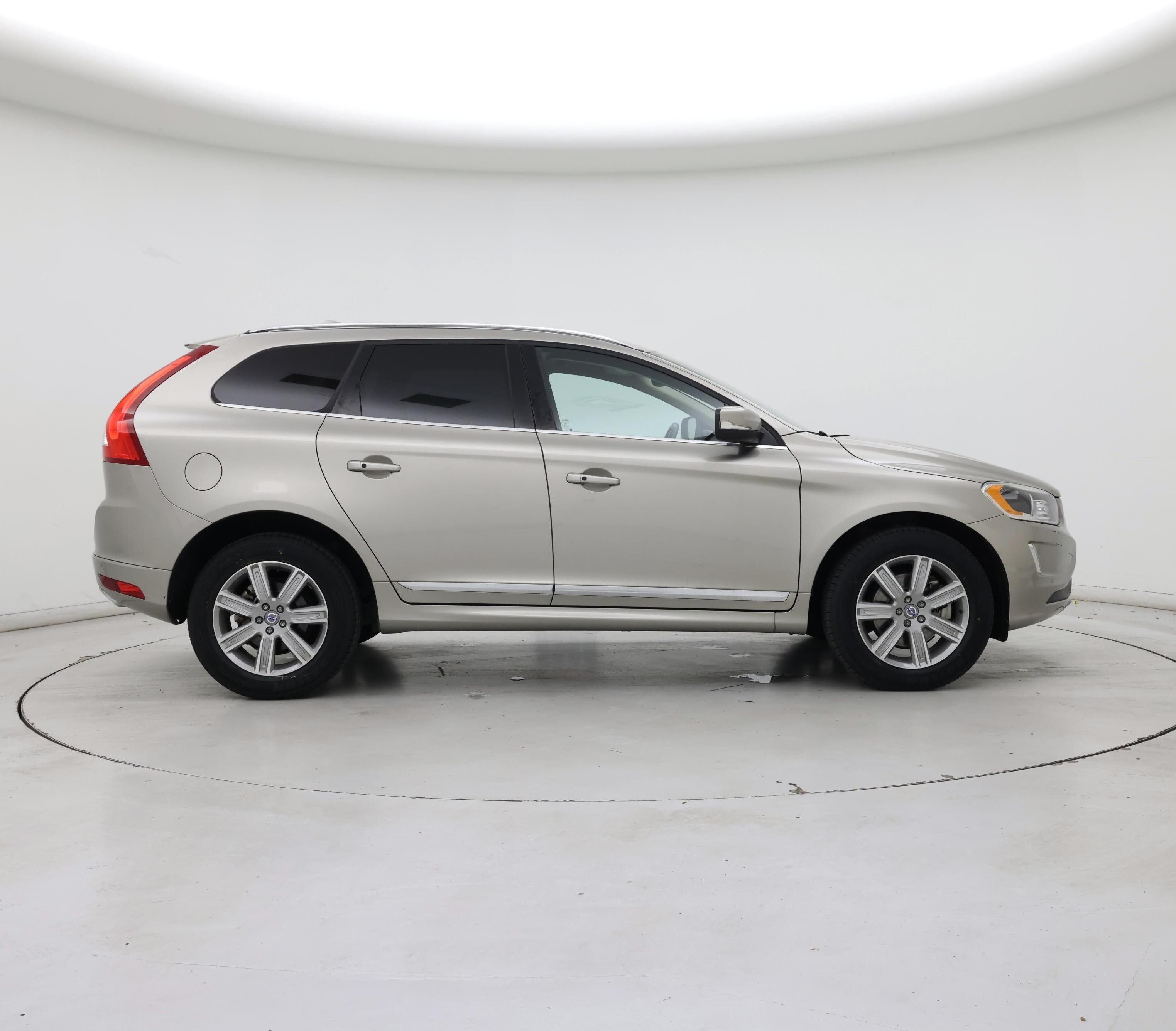 Thumbnail: 2016 Volvo XC60 - 7