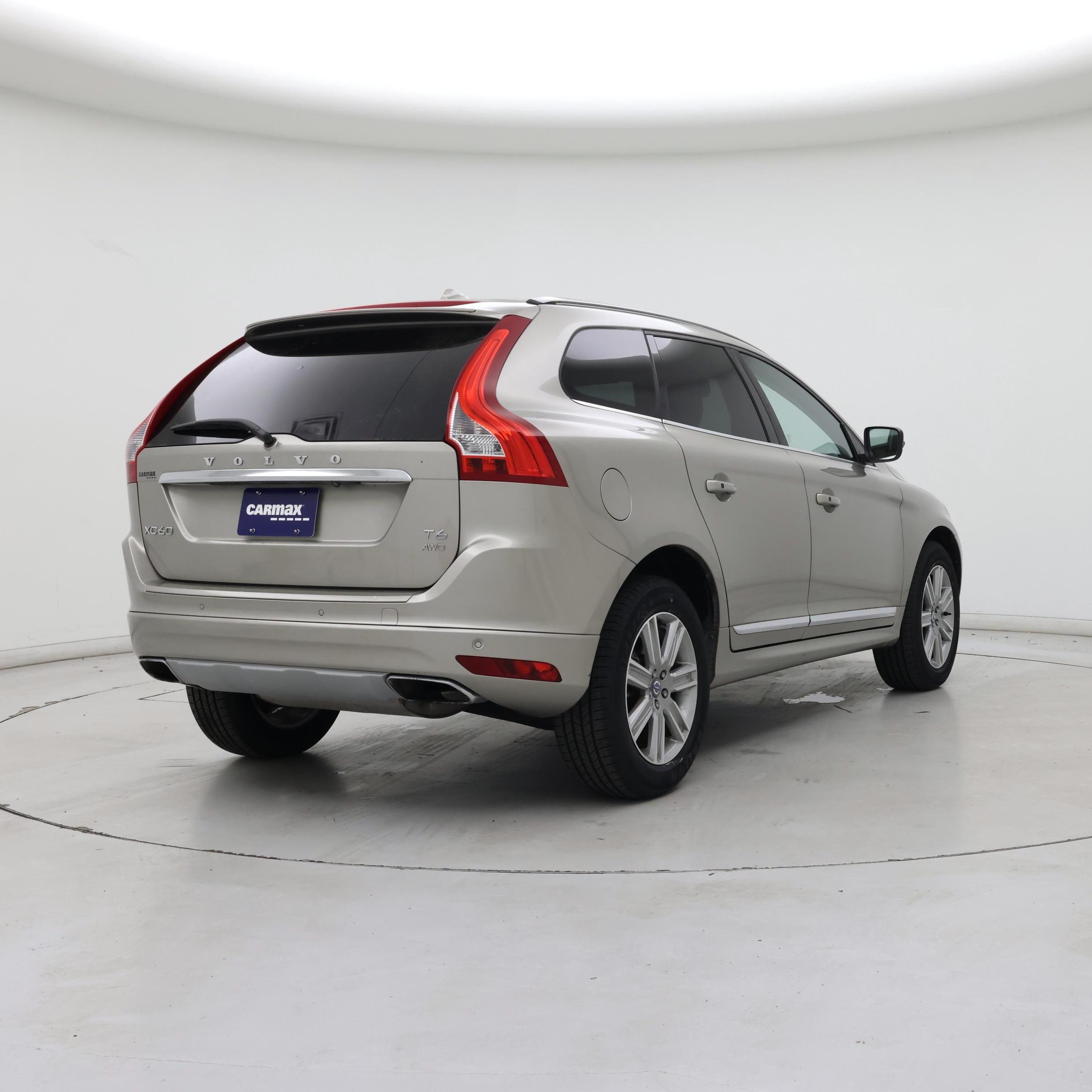 Thumbnail: 2016 Volvo XC60 - 8