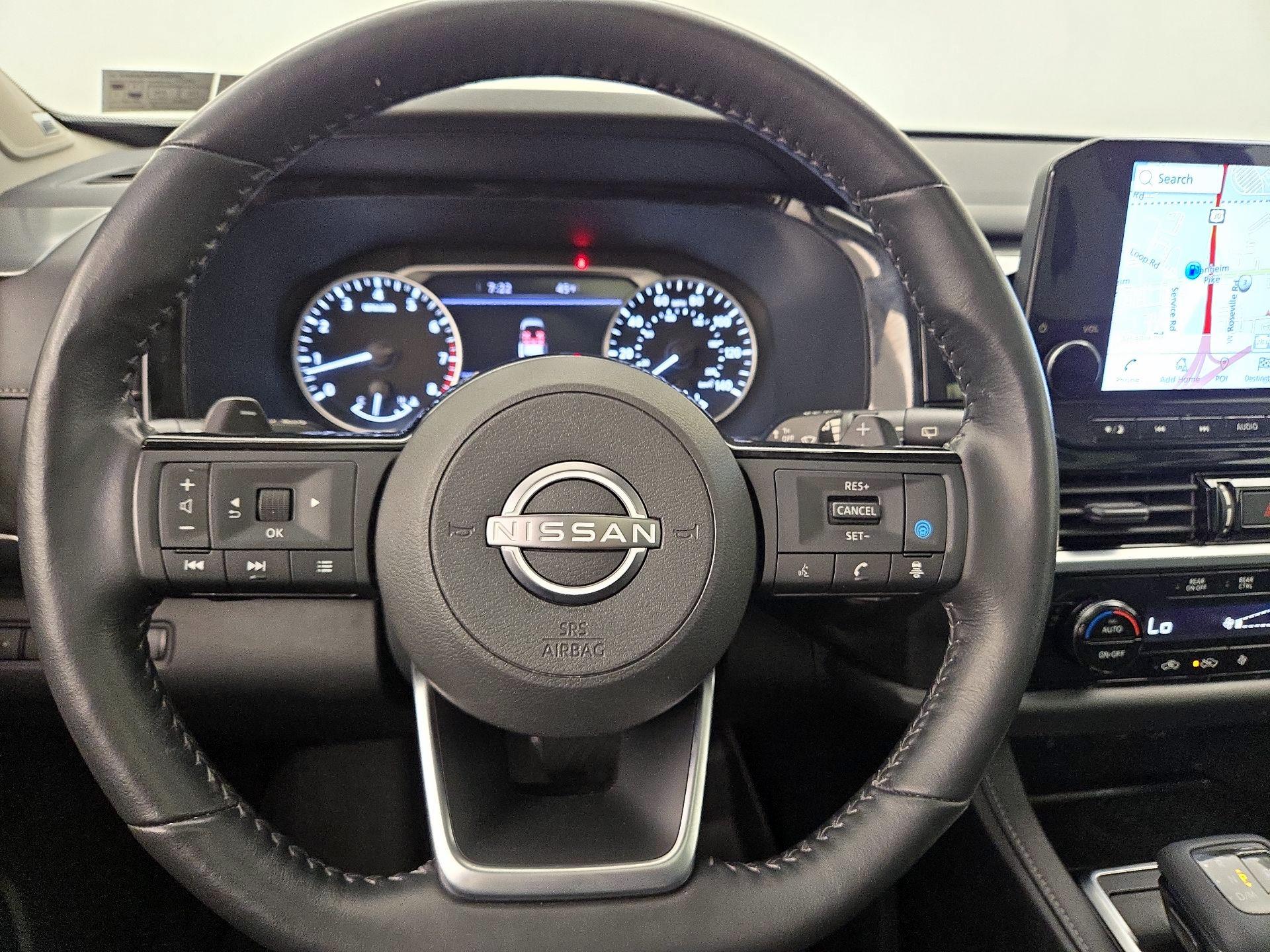 Thumbnail: 2023 Nissan Pathfinder - 10