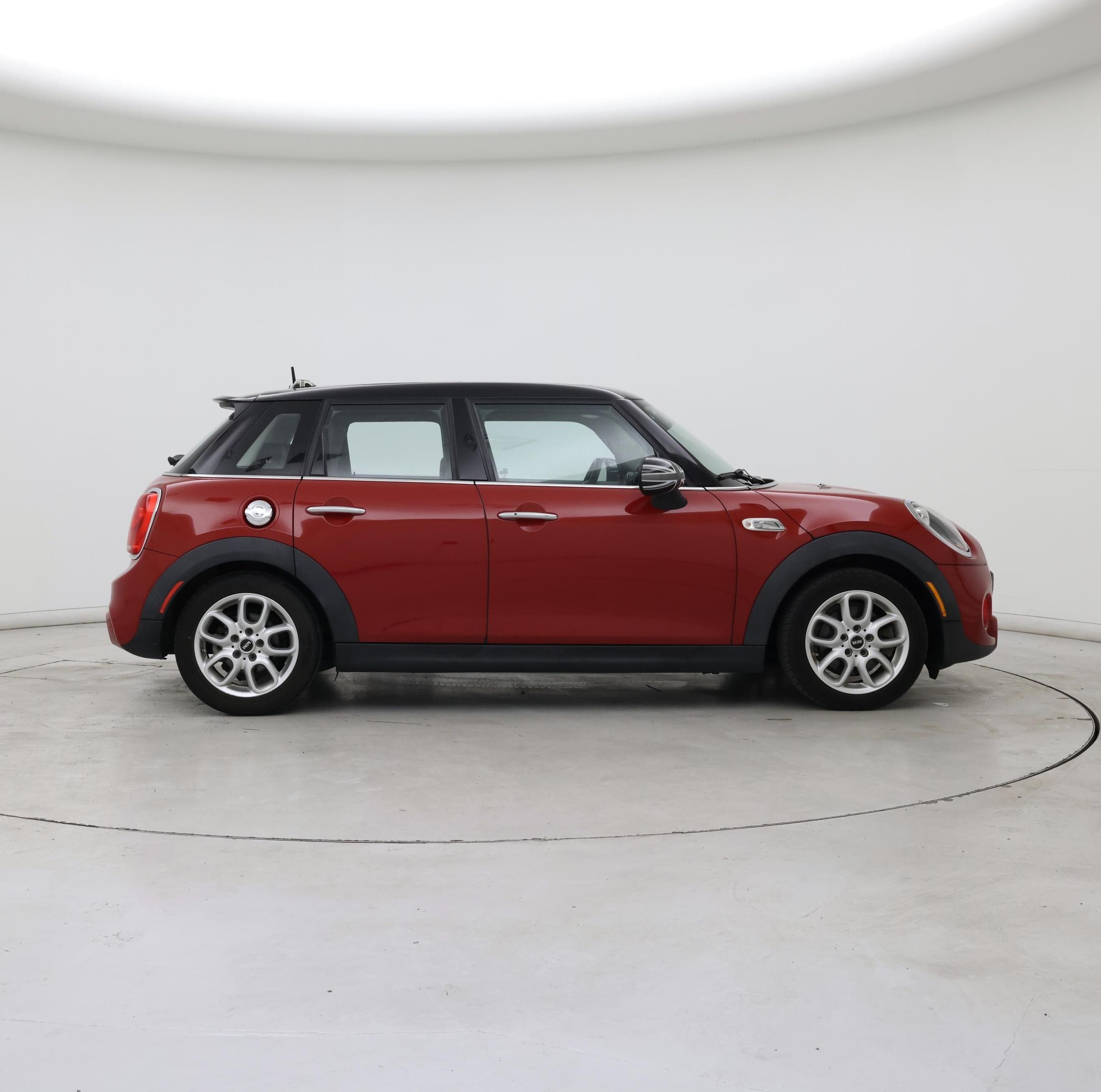 Thumbnail: 2023 Nissan Pathfinder - 7