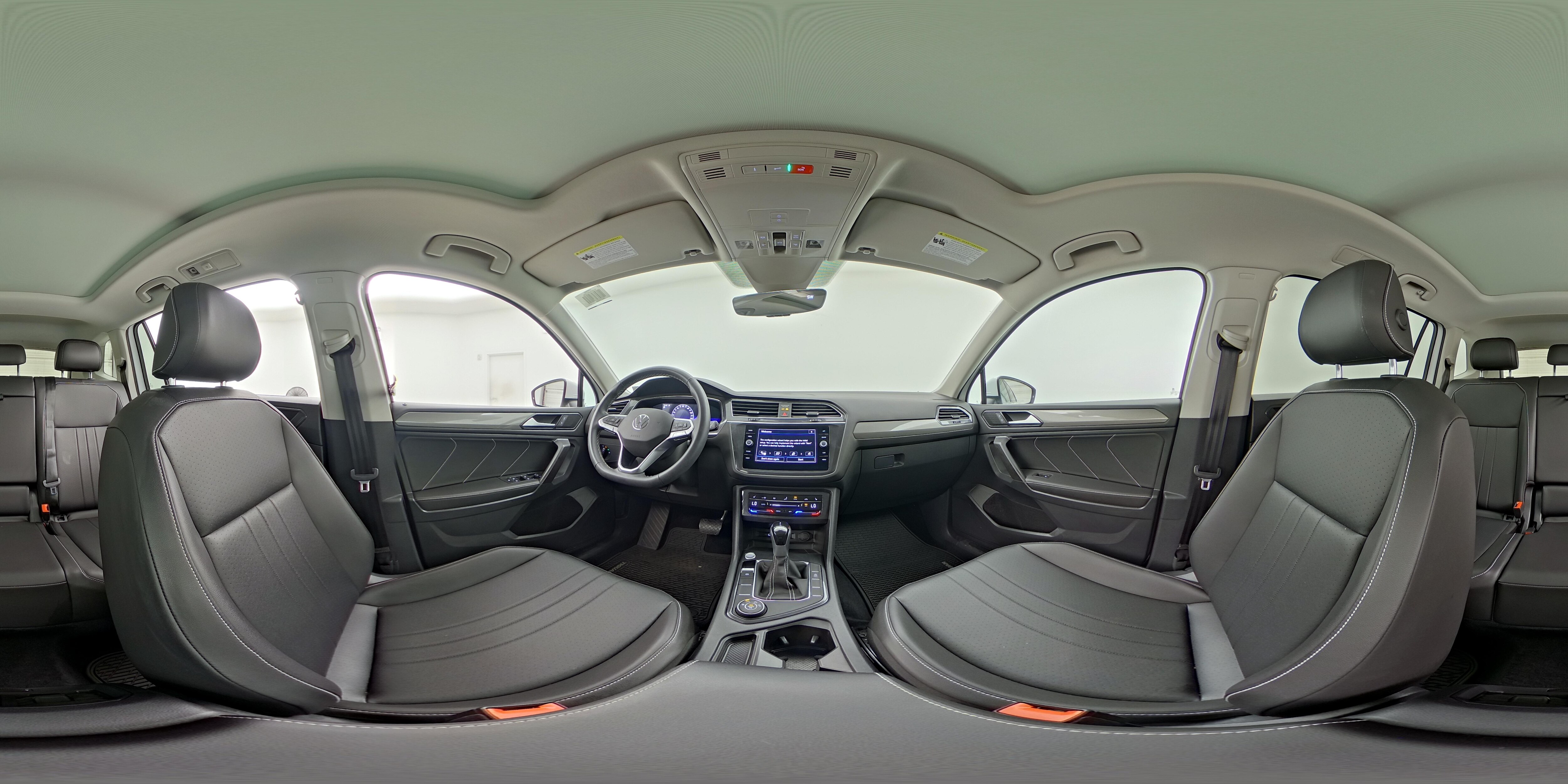 2022 Volkswagen Tiguan SE - Photo 25