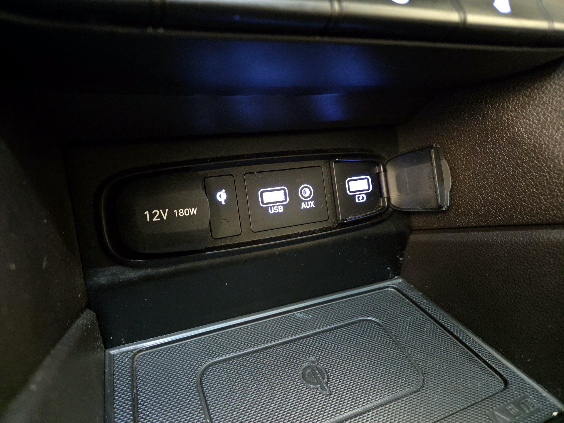 Thumbnail: 2020 Hyundai Santa Fe - 18