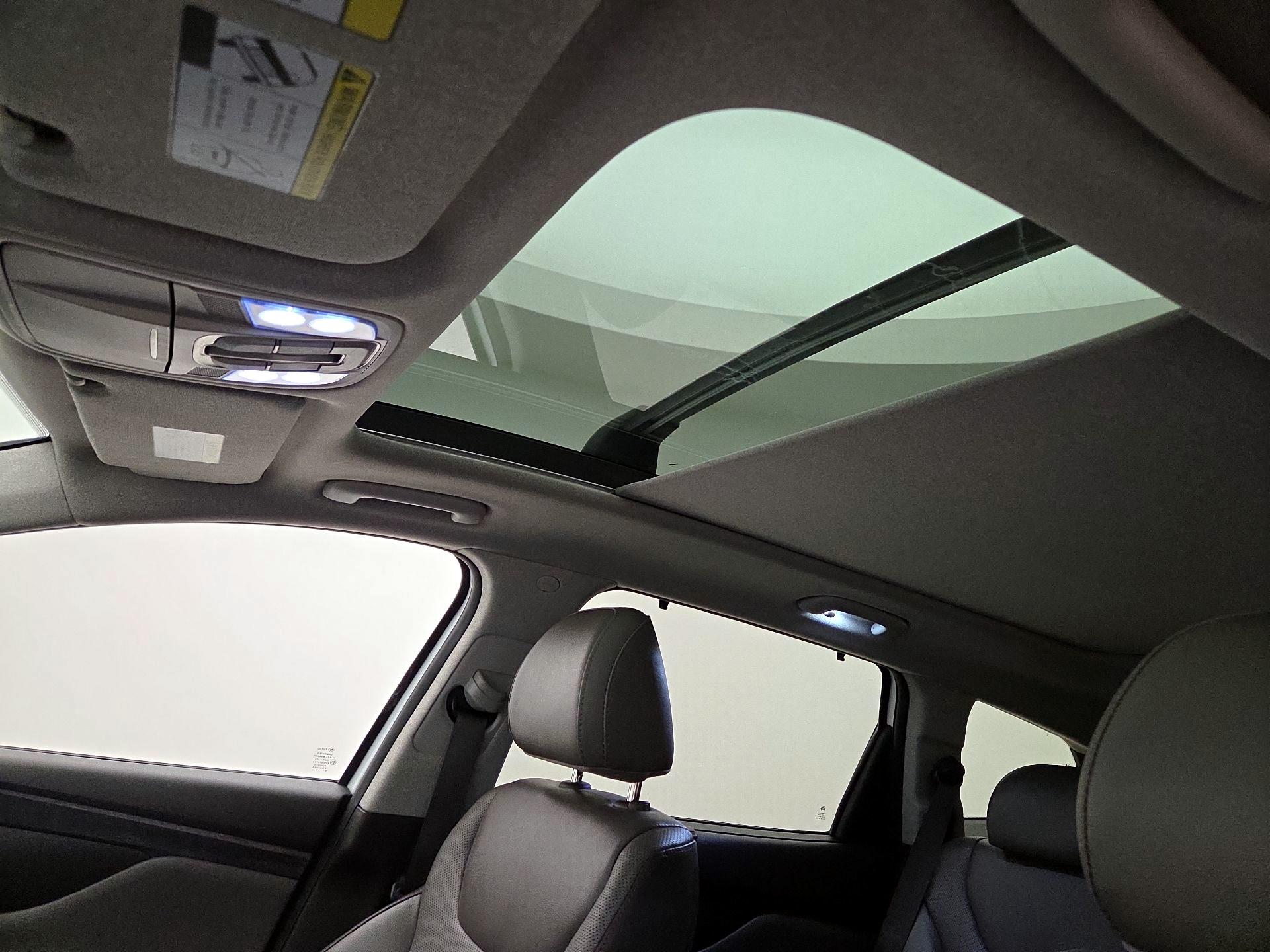 Thumbnail: 2020 Hyundai Santa Fe - 19