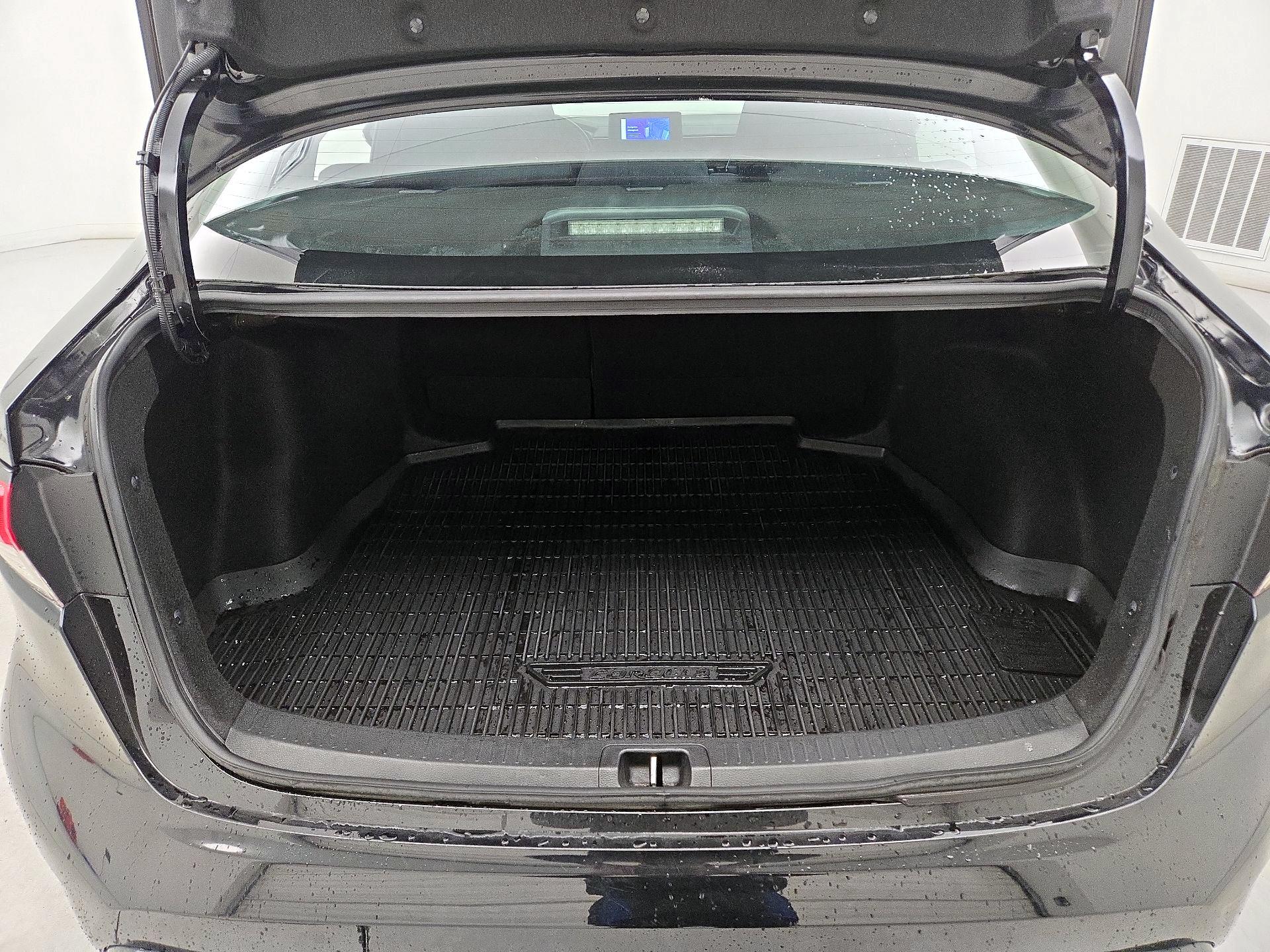 Thumbnail: 2023 Toyota Corolla - 19