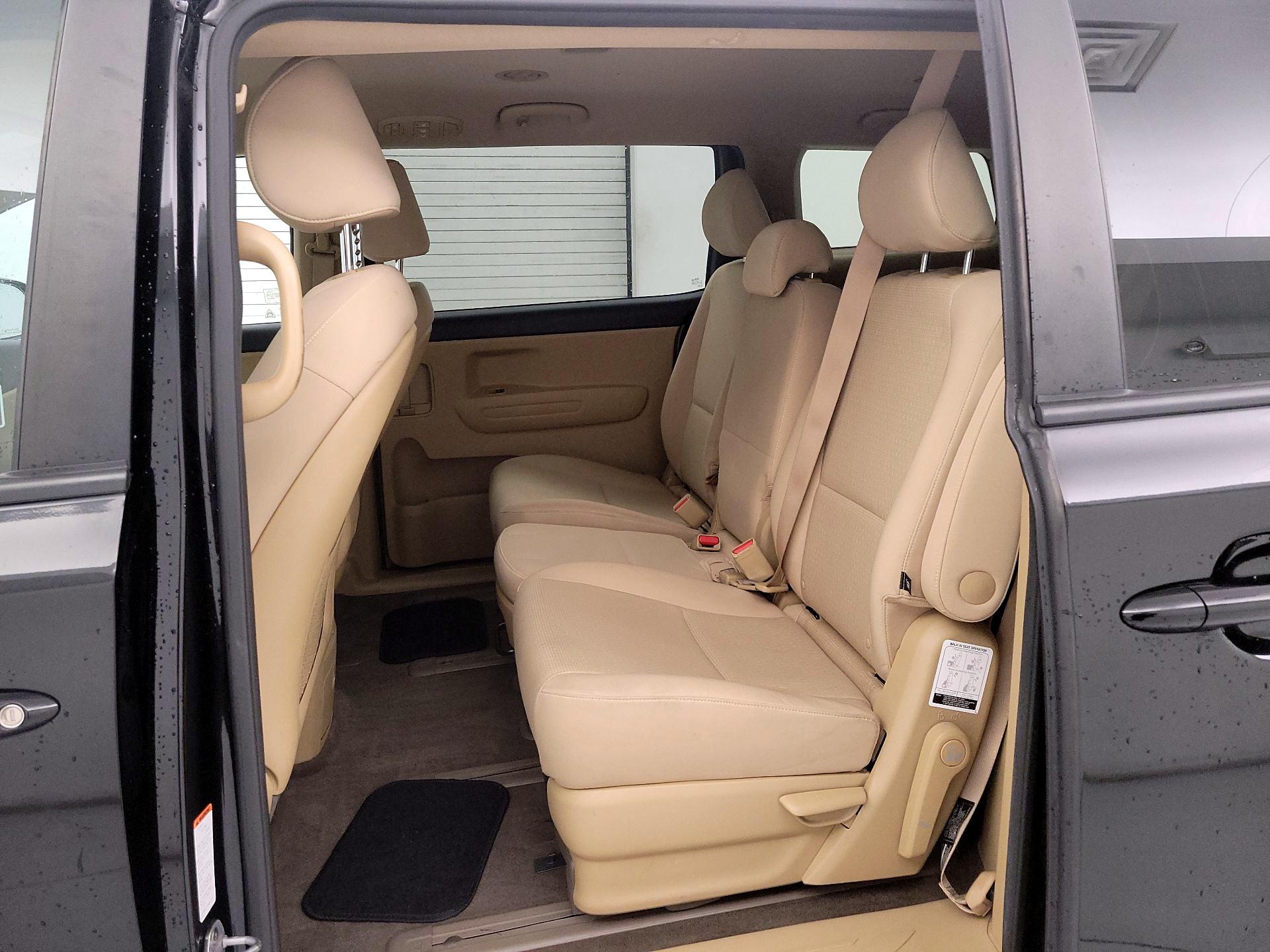 Thumbnail: 2018 Kia Sedona - 19