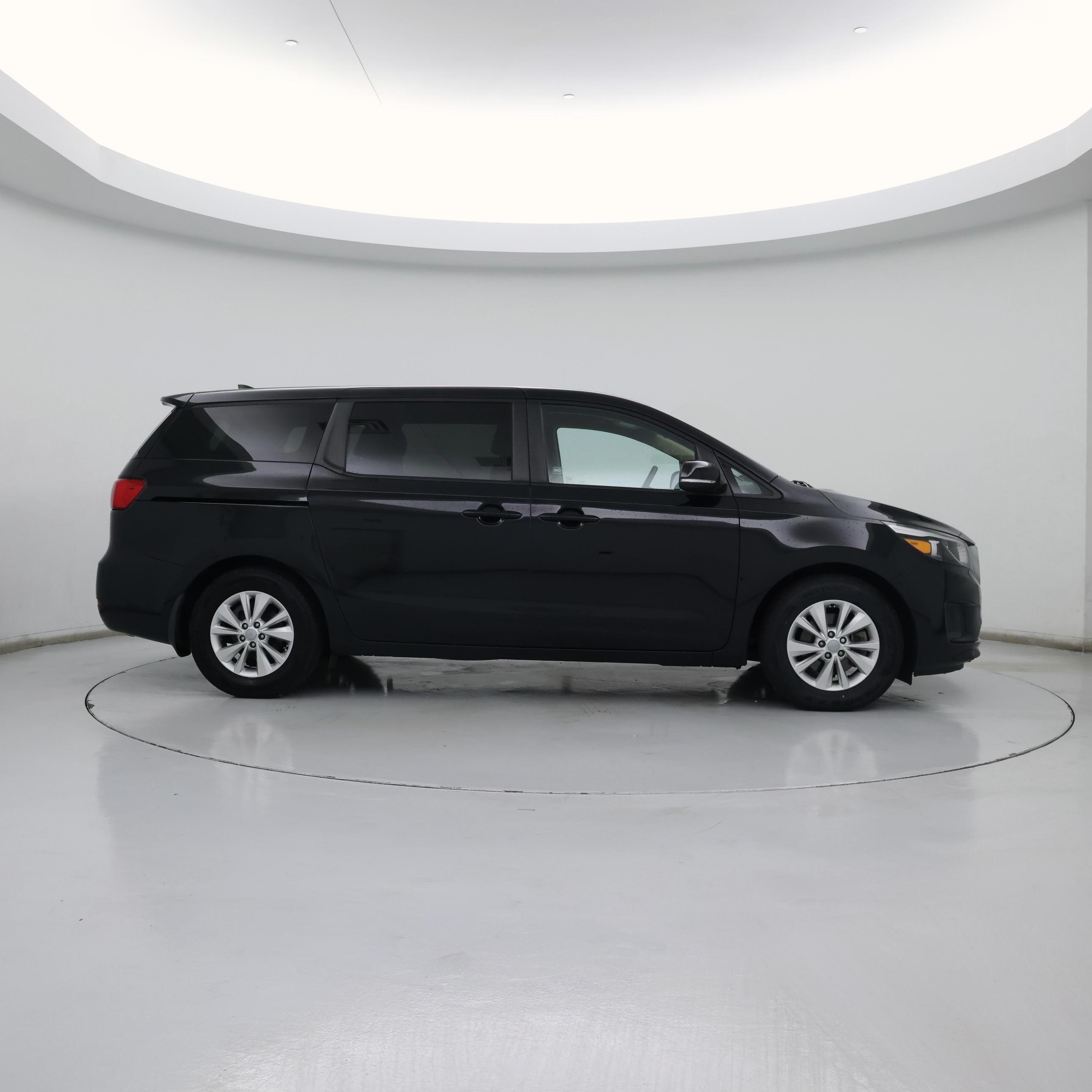 Thumbnail: 2018 Kia Sedona - 7