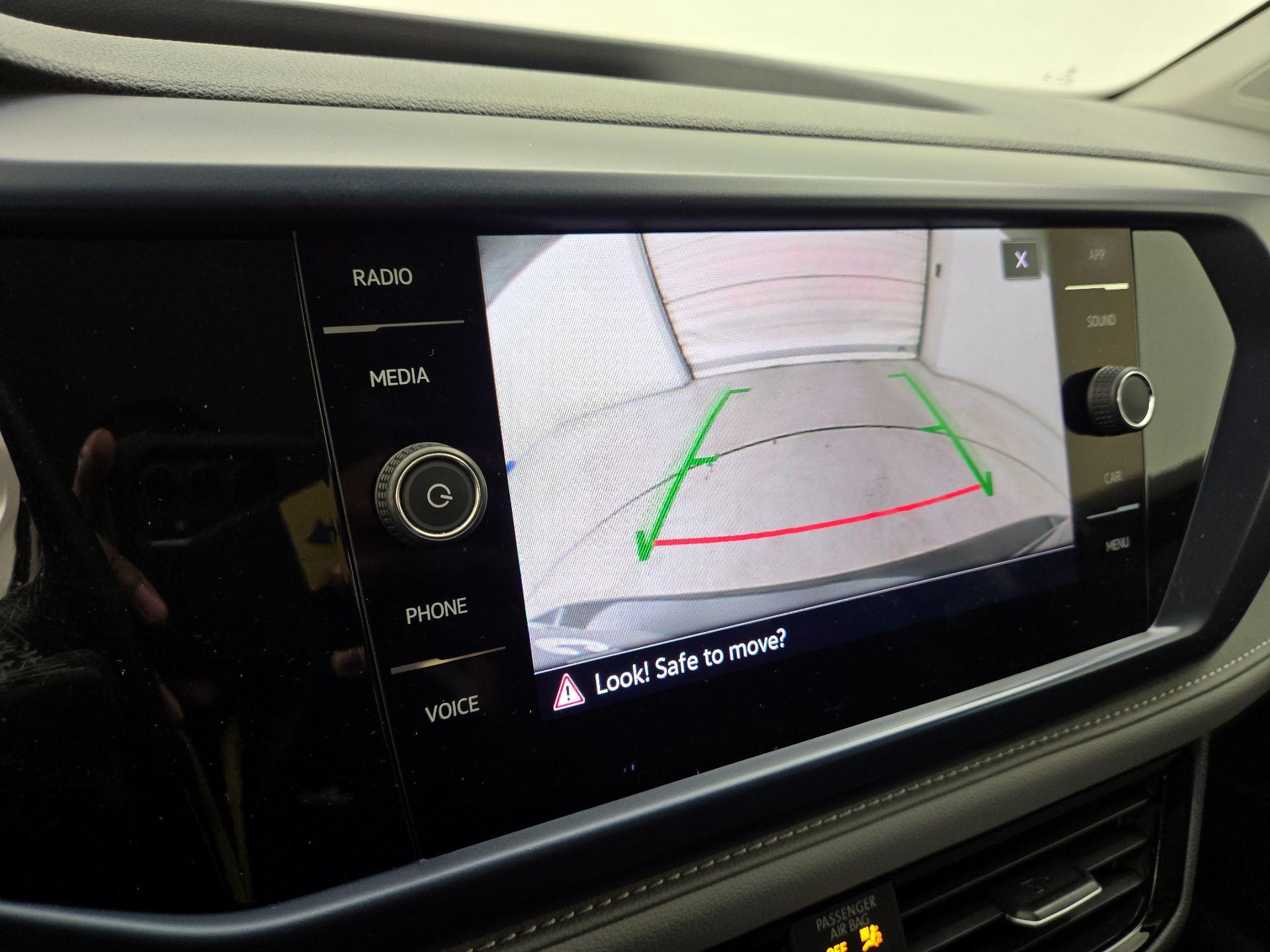 Thumbnail: 2024 Volkswagen Taos - 14