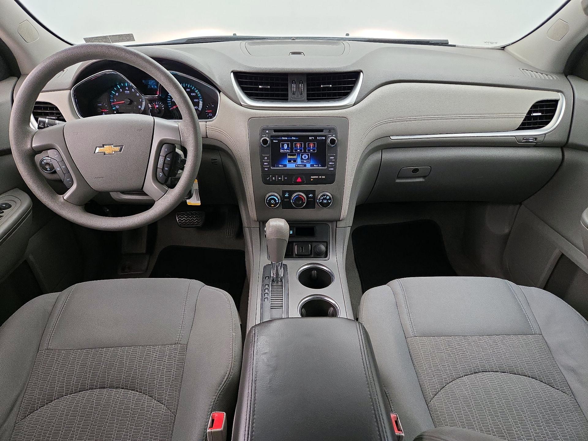 Thumbnail: 2017 Chevrolet Traverse - 9