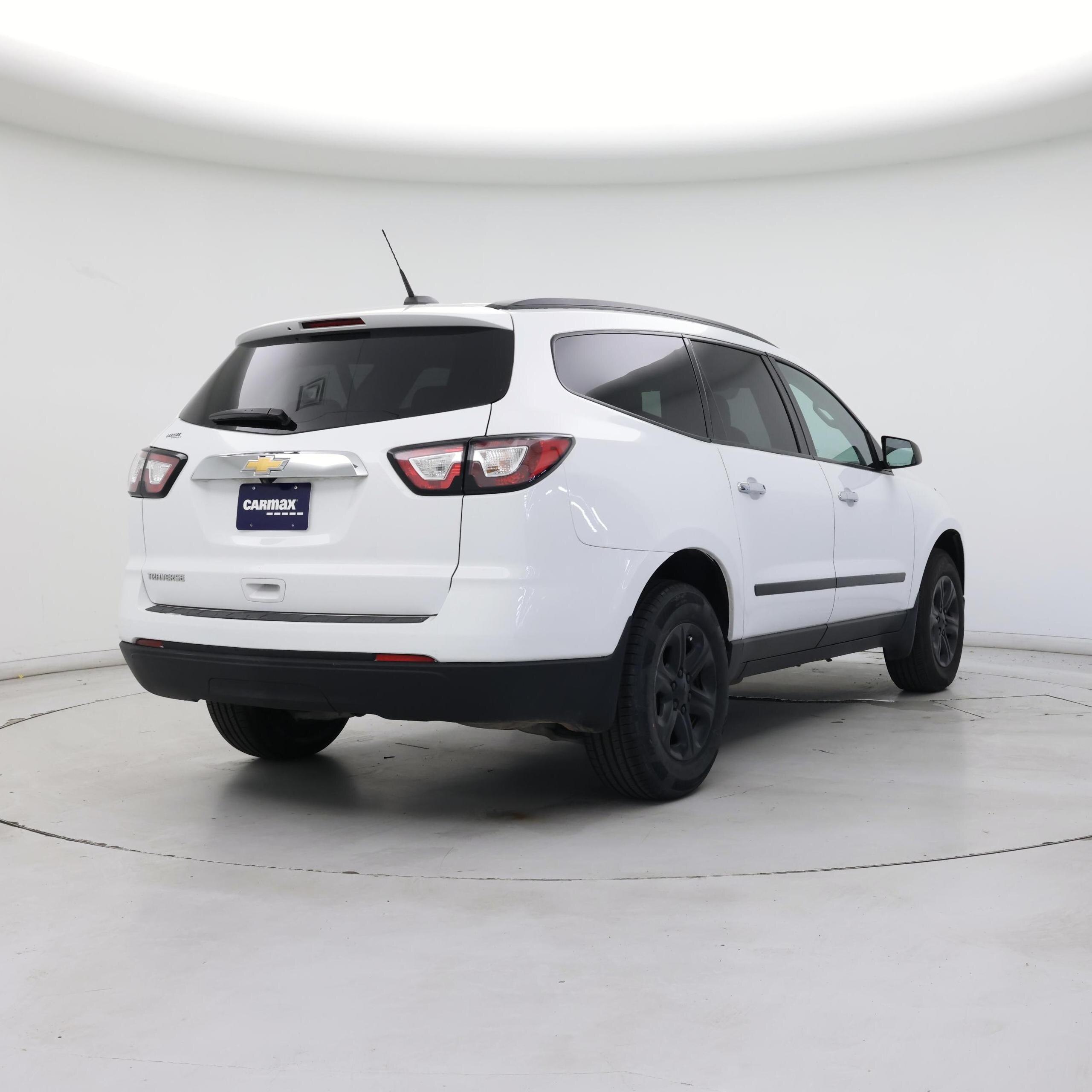 Thumbnail: 2017 Chevrolet Traverse - 8