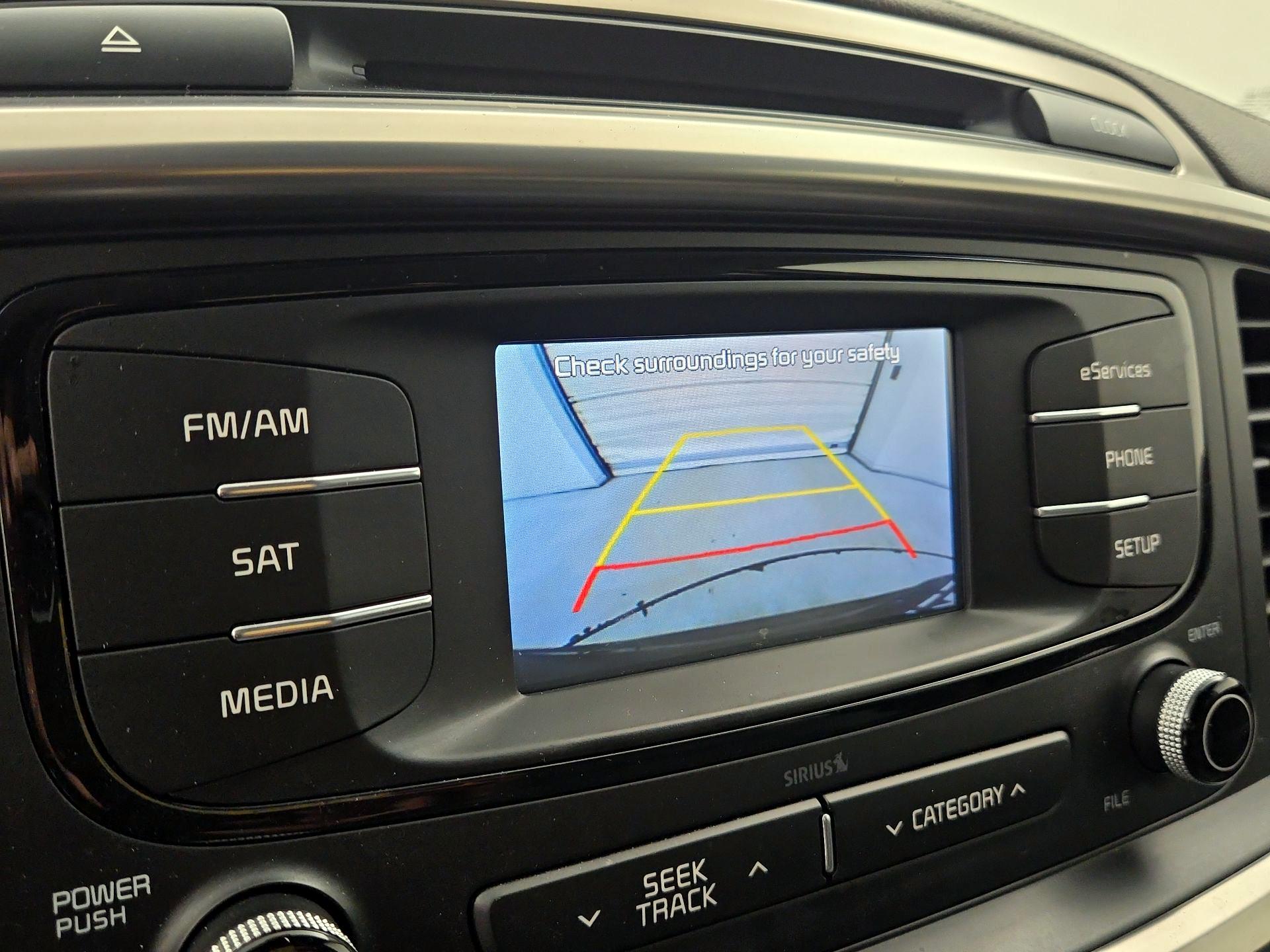 Thumbnail: 2016 Kia Sorento - 14