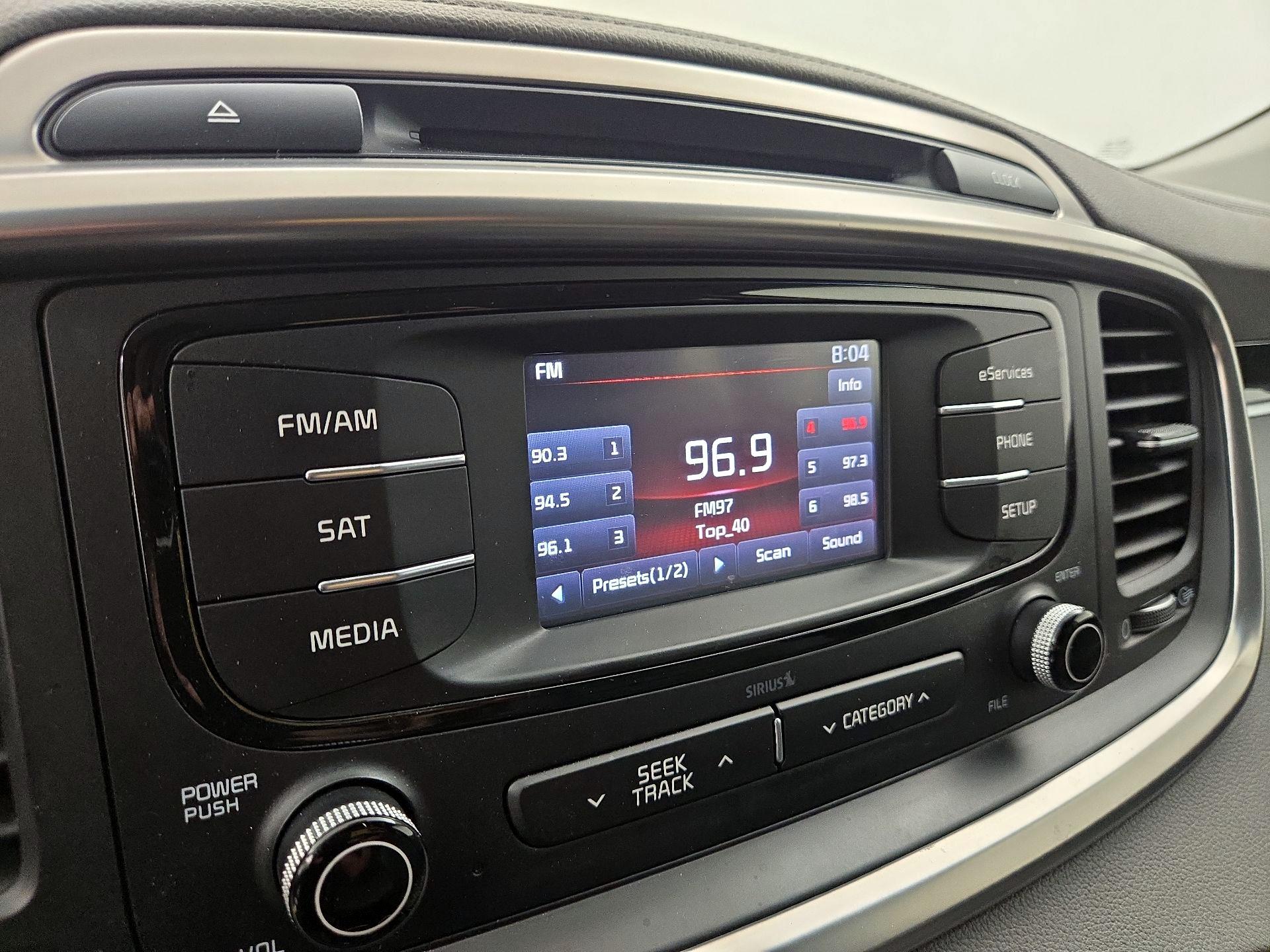 Thumbnail: 2016 Kia Sorento - 15