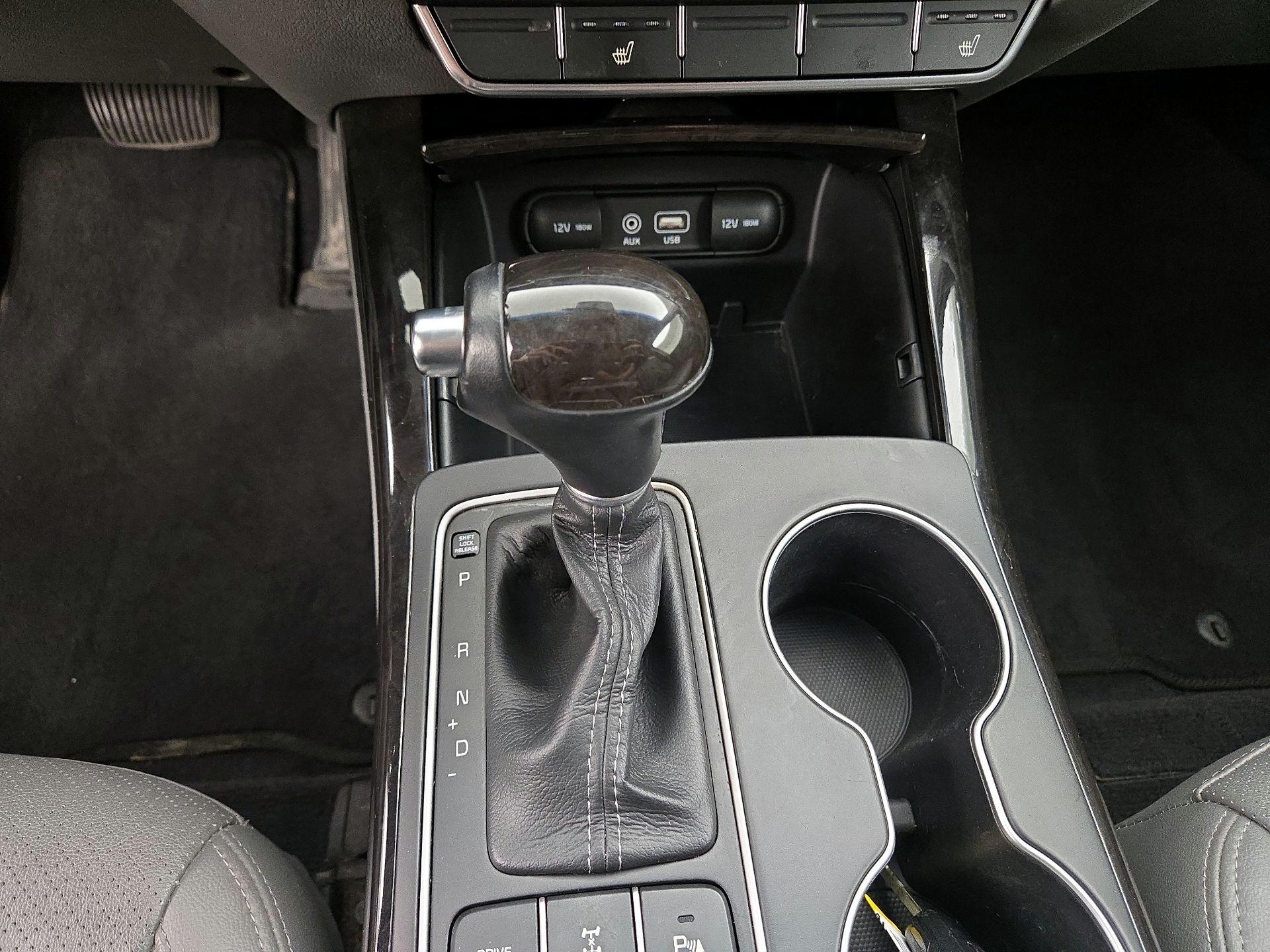 Thumbnail: 2016 Kia Sorento - 17