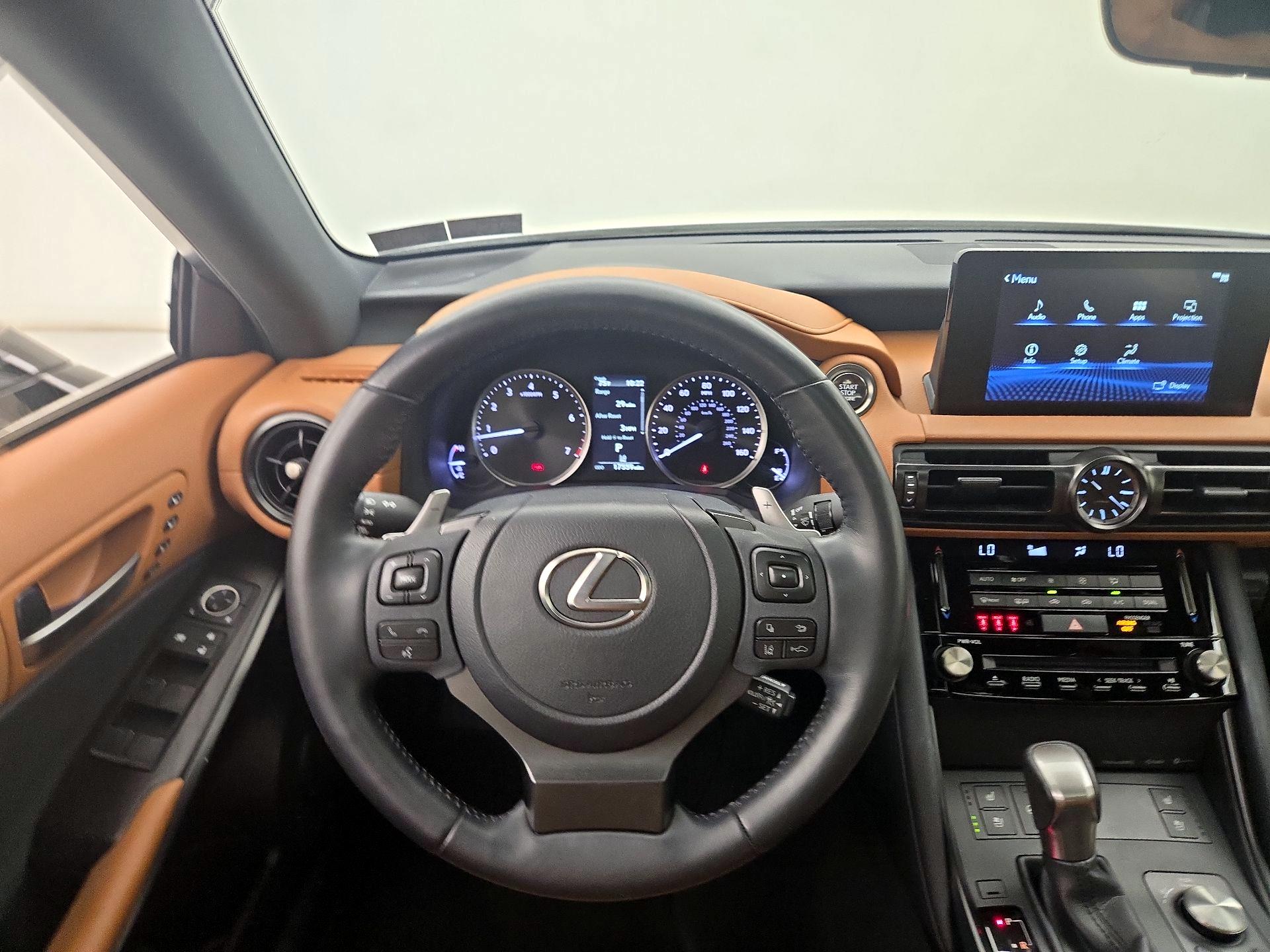 Thumbnail: 2023 Lexus IS - 10
