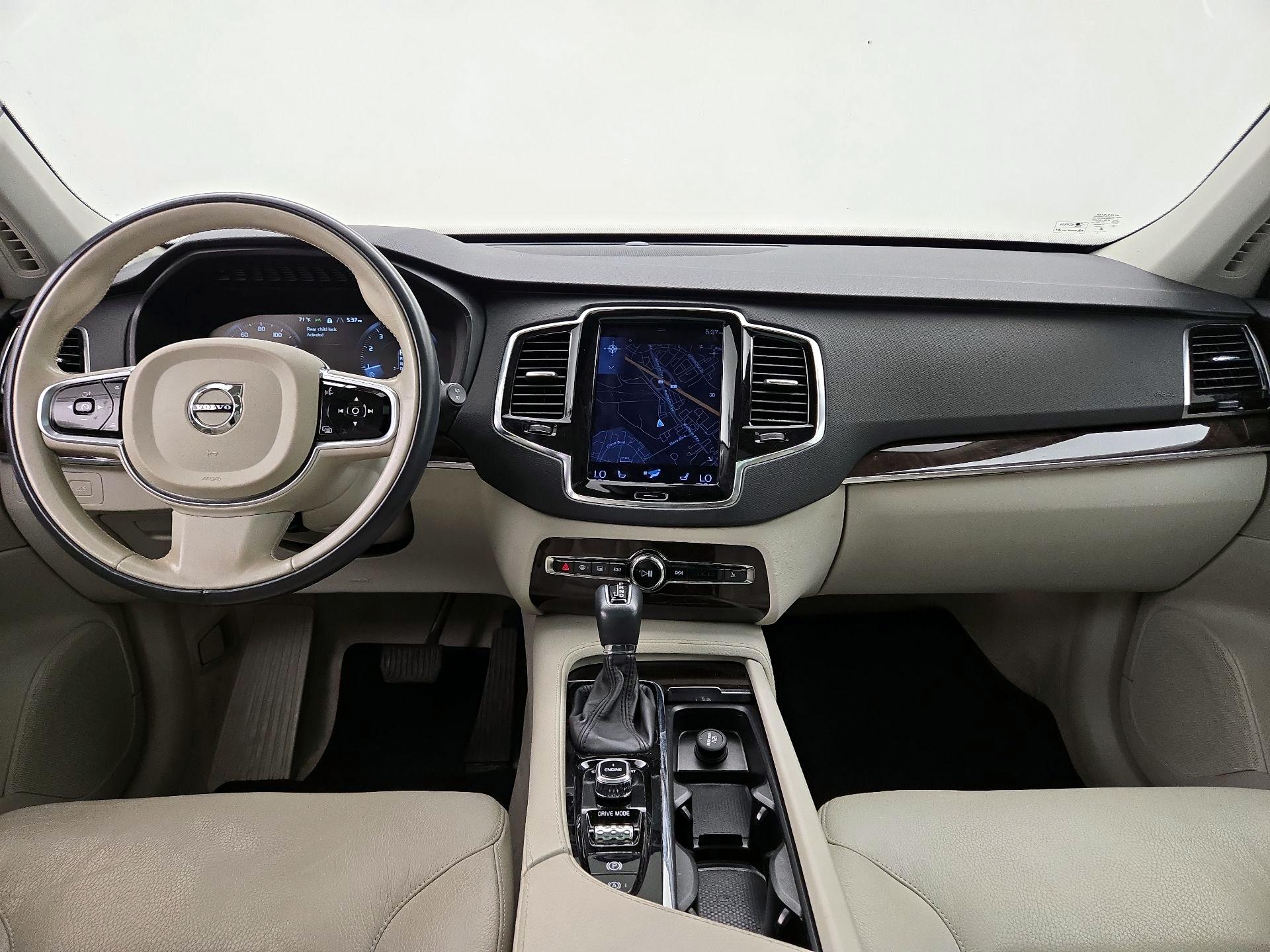 Thumbnail: 2016 Volvo XC90 - 9