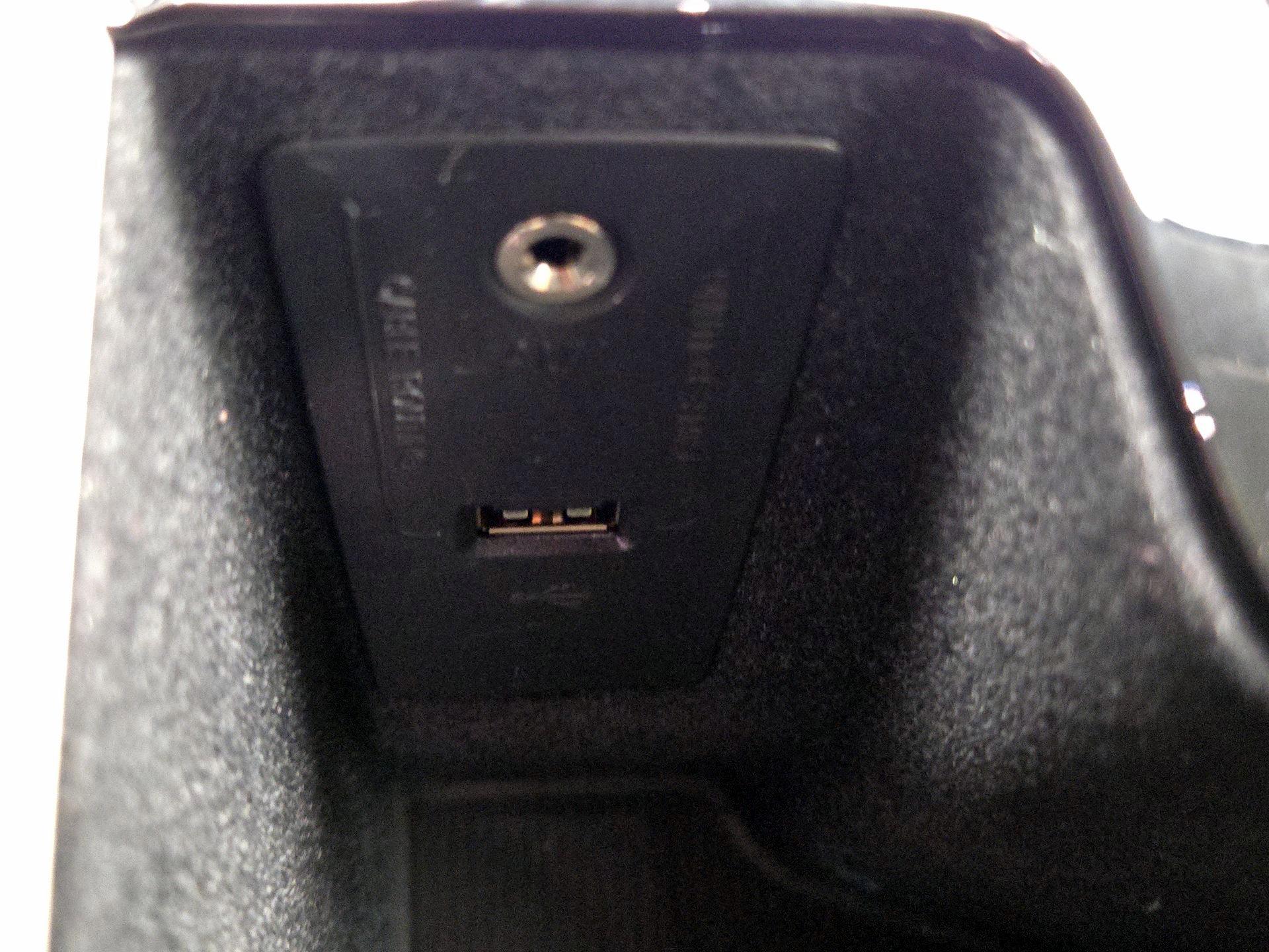 Thumbnail: 2016 Volvo XC90 - 18