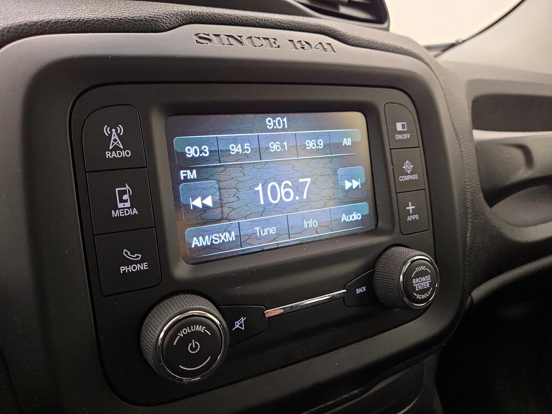 Thumbnail: 2017 Jeep Renegade - 15