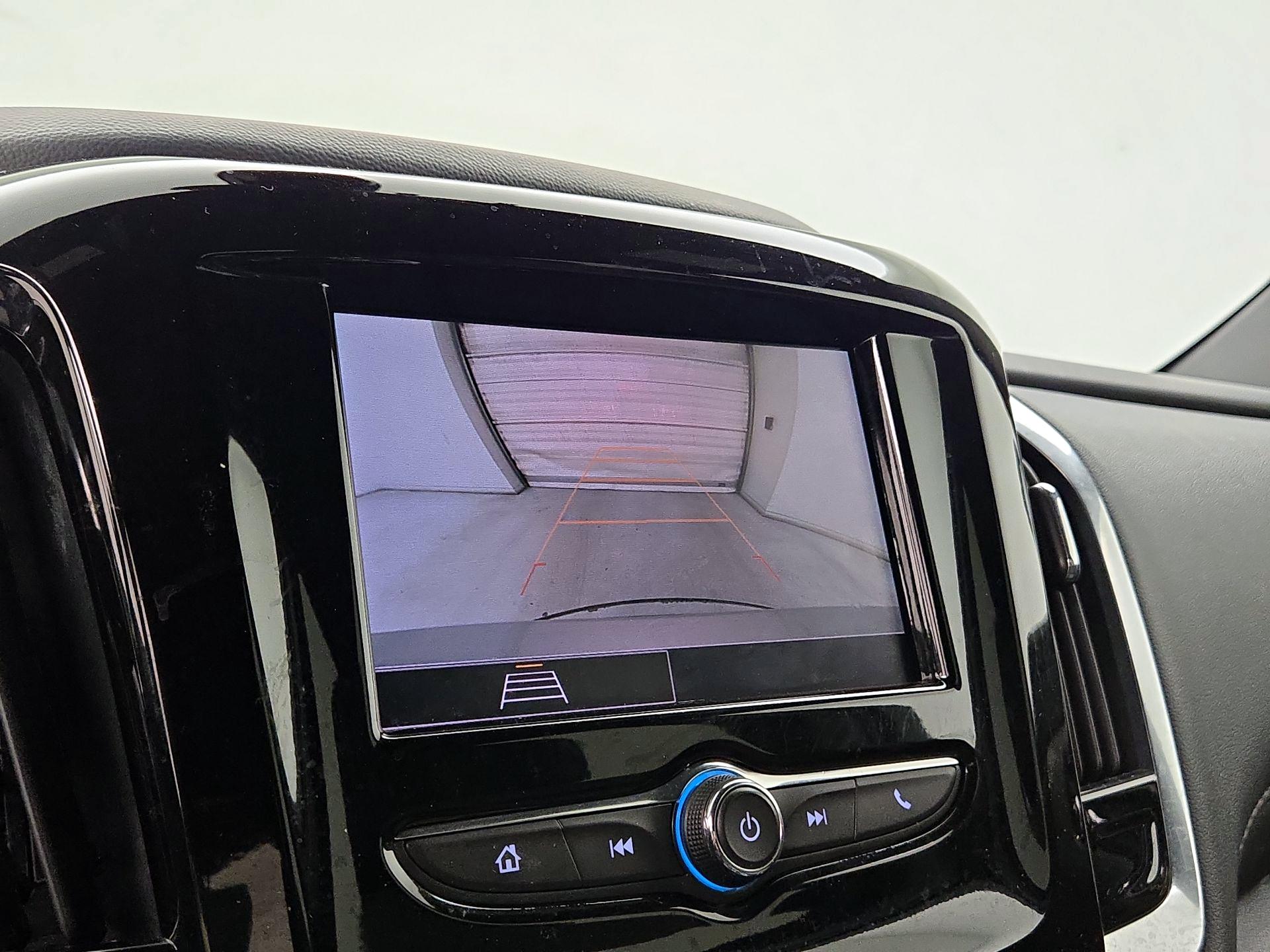 Thumbnail: 2022 Chevrolet Traverse - 14