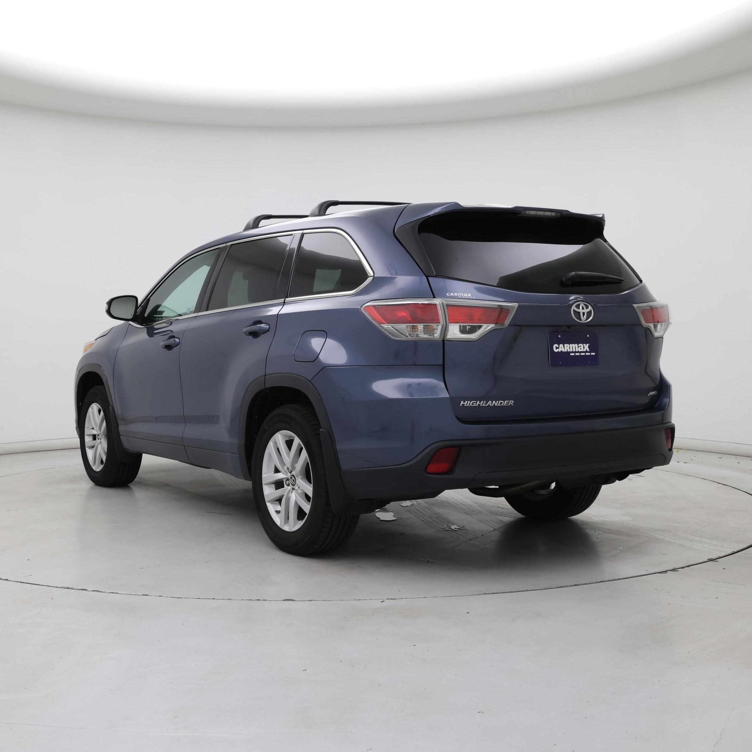 Thumbnail: 2016 Toyota Highlander - 2