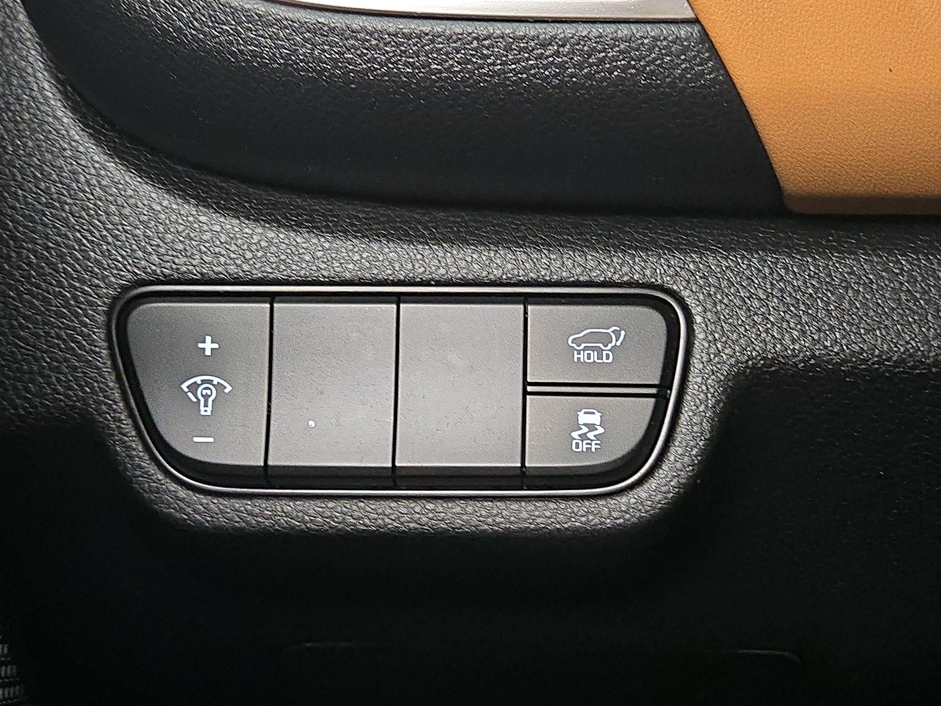 Thumbnail: 2024 Kia Seltos - 13