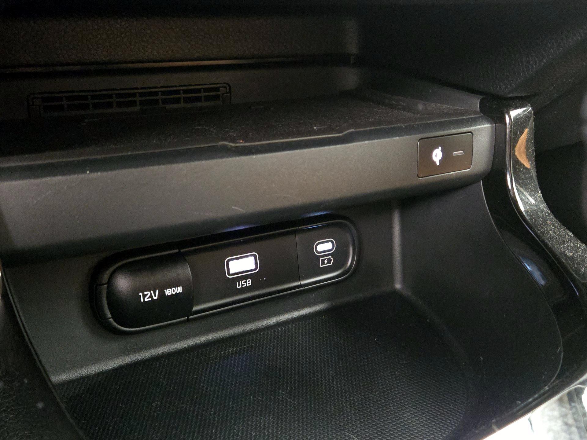 Thumbnail: 2024 Kia Seltos - 19