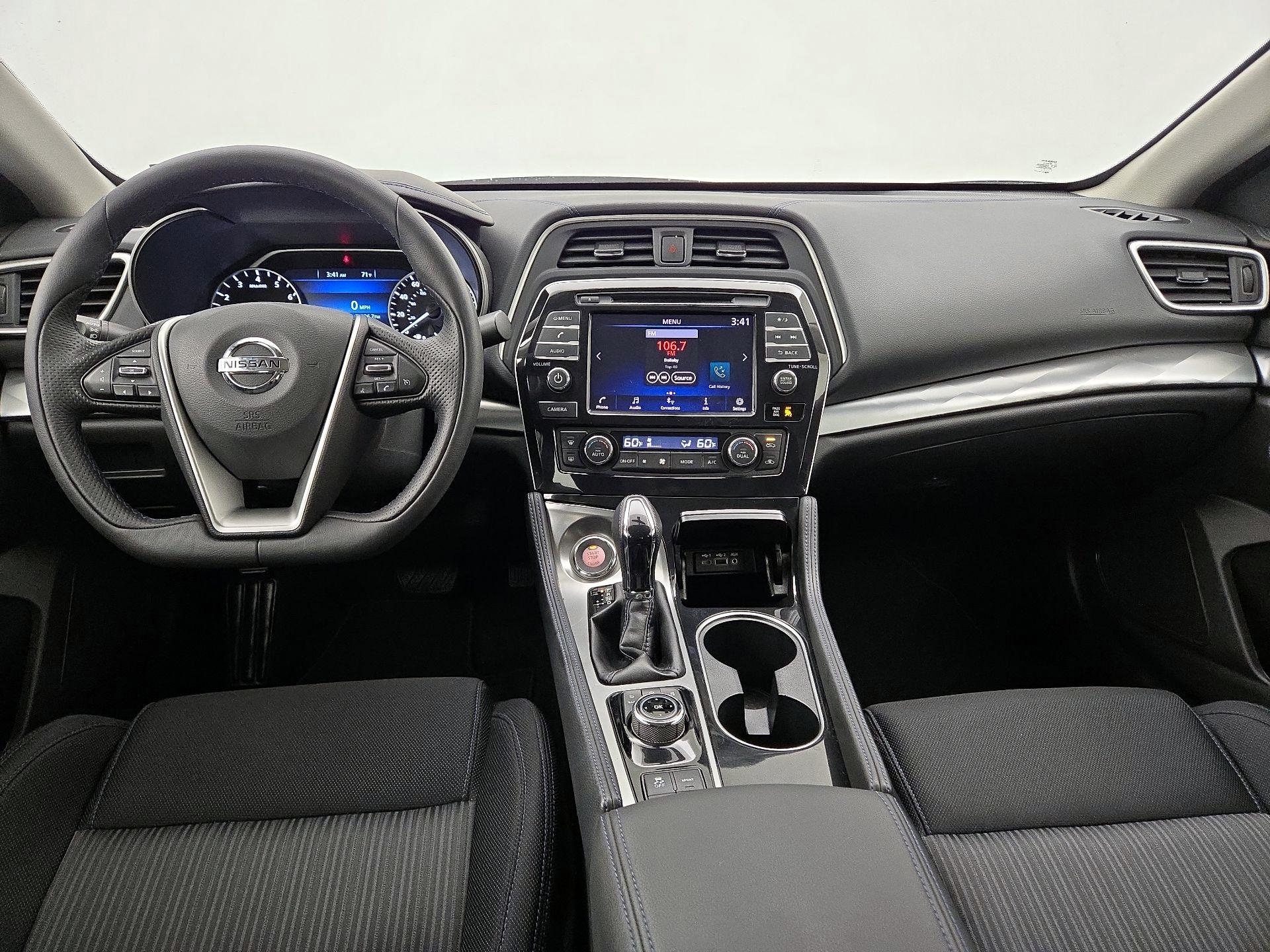 Thumbnail: 2019 Nissan Maxima - 9