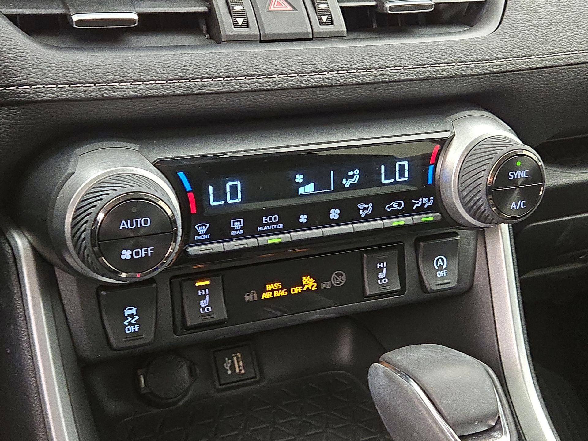 Thumbnail: 2023 Toyota RAV4 - 16