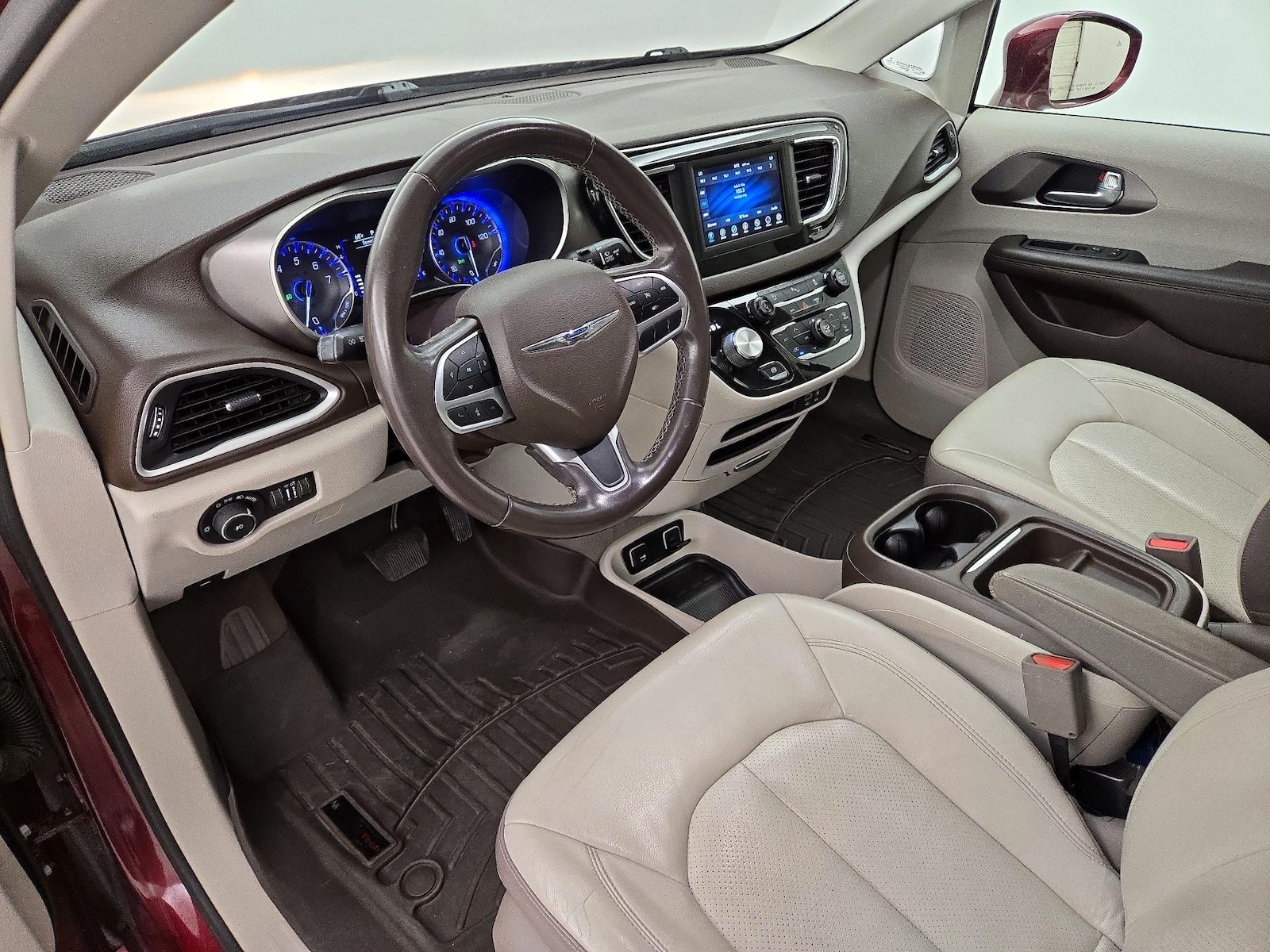 2018 Chrysler Pacifica Touring L - Photo 12