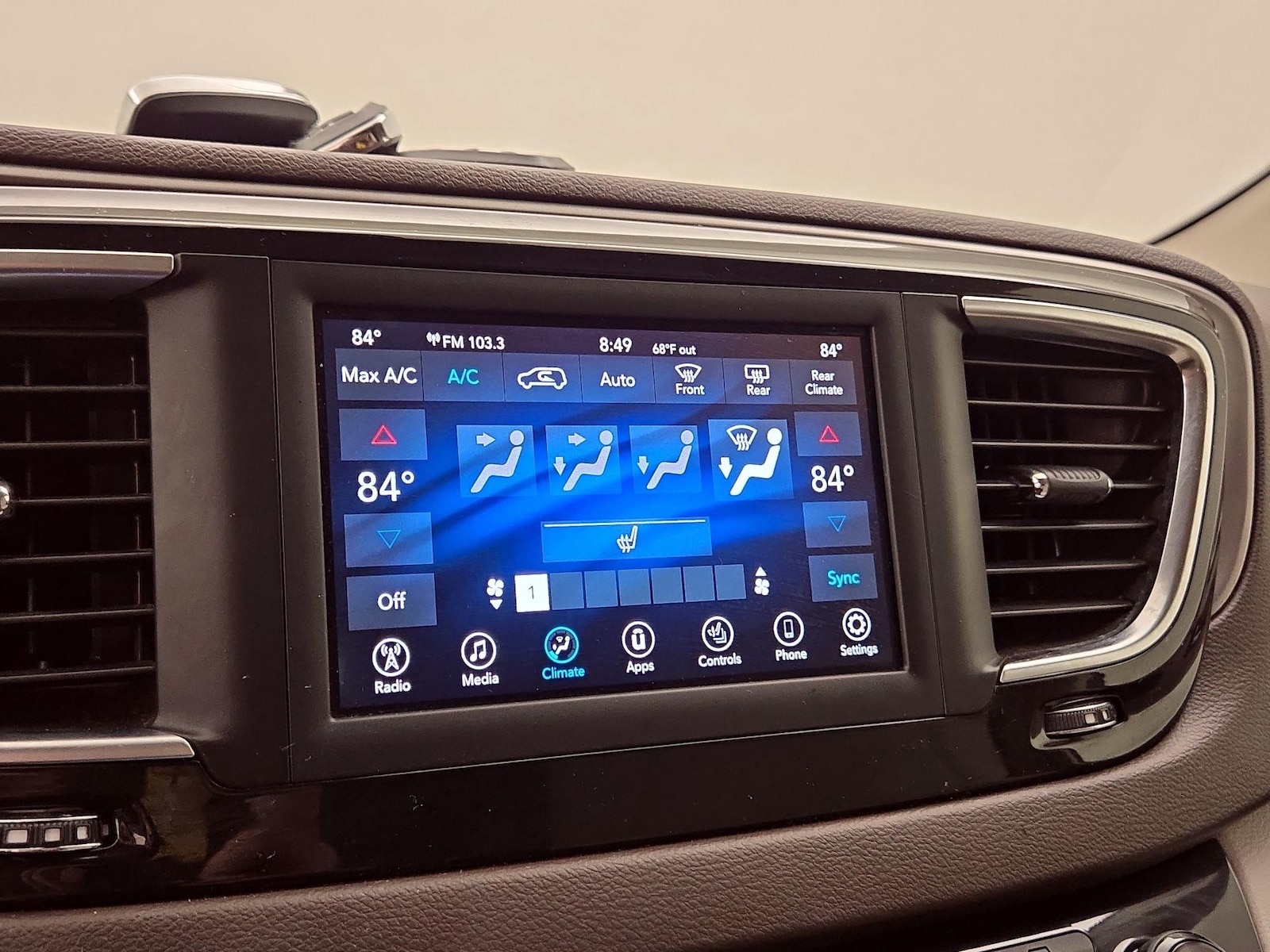 2018 Chrysler Pacifica Touring L - Photo 17