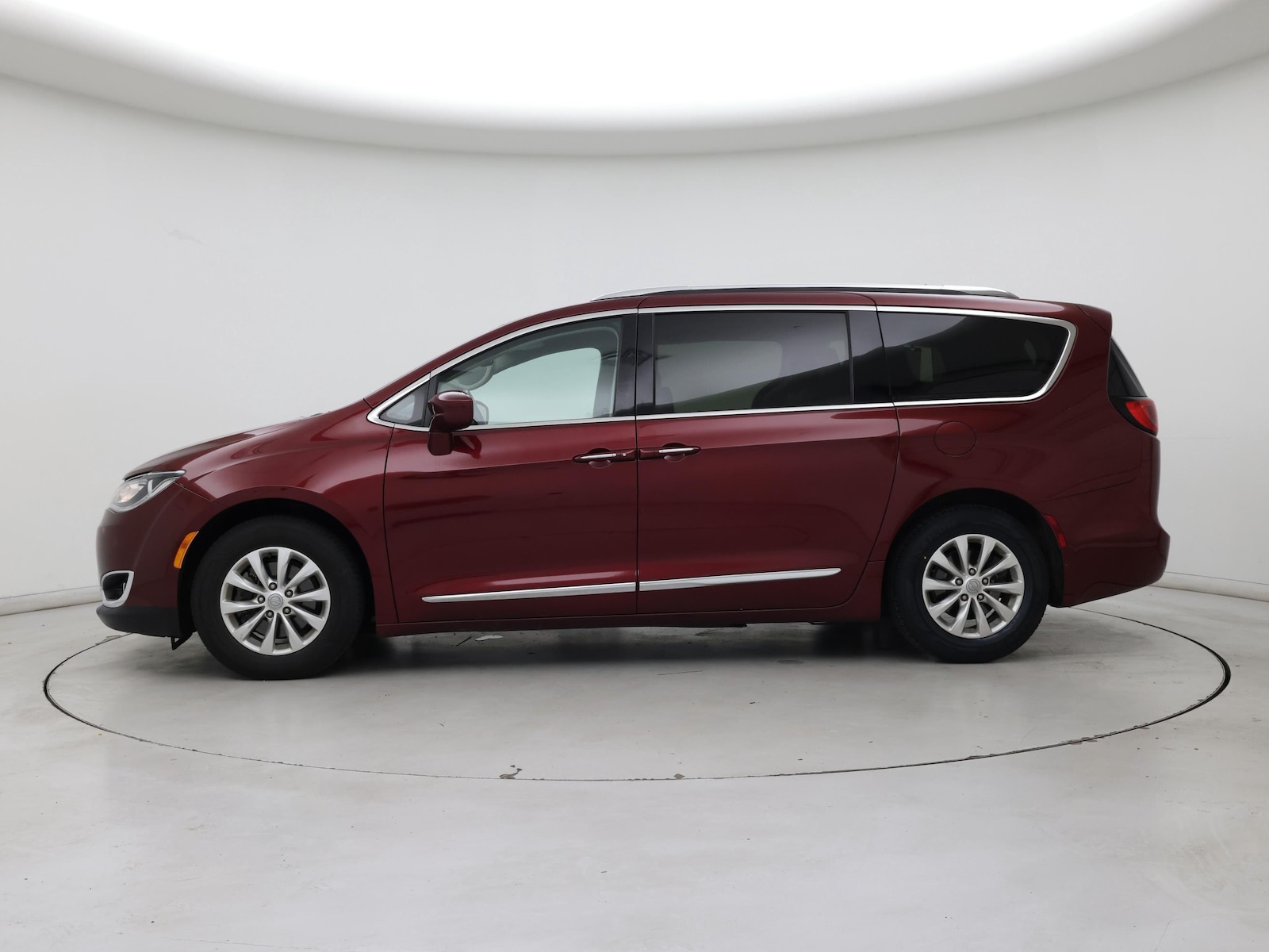 2018 Chrysler Pacifica Touring L - Photo 4