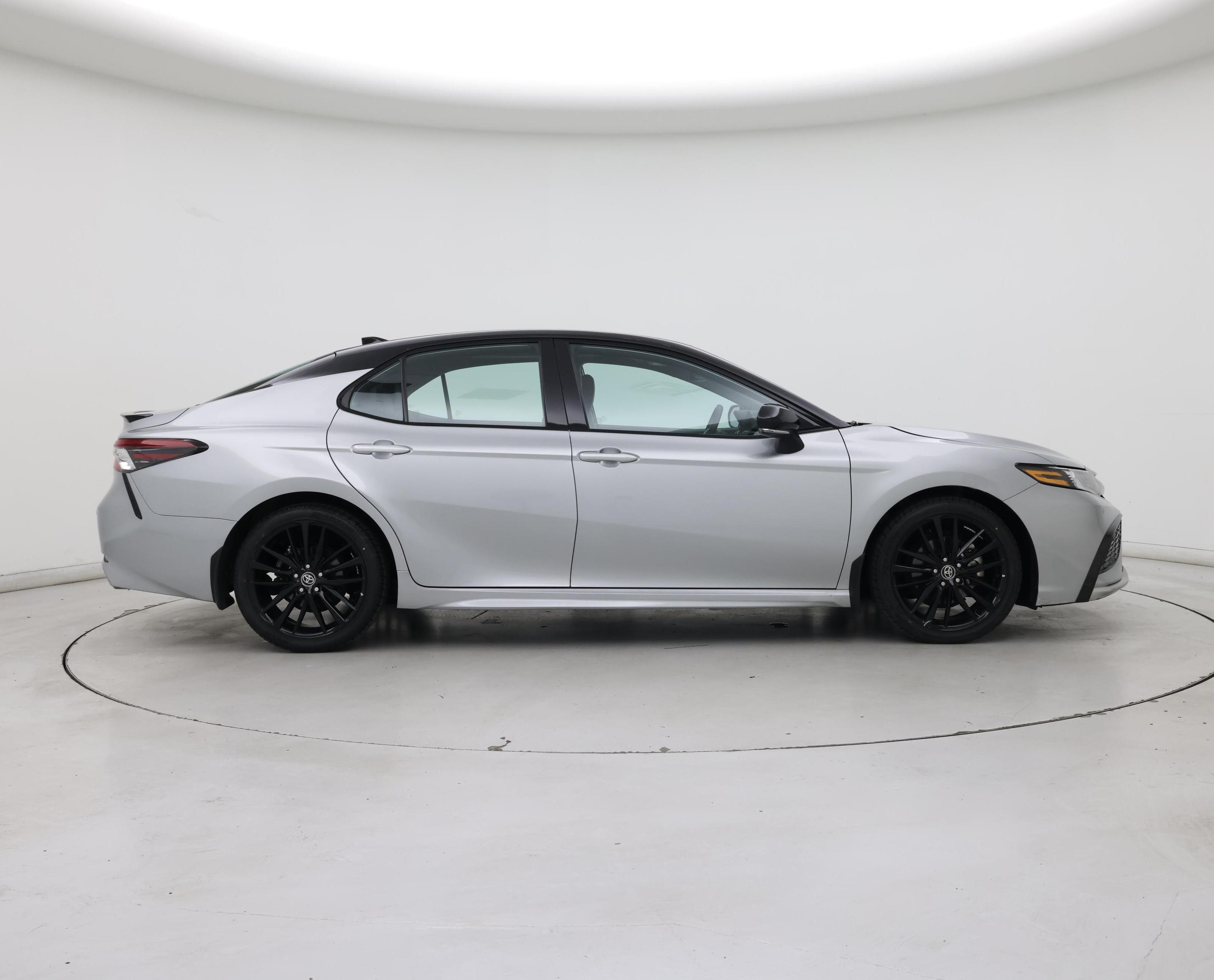 Thumbnail: 2023 Toyota Camry - 7