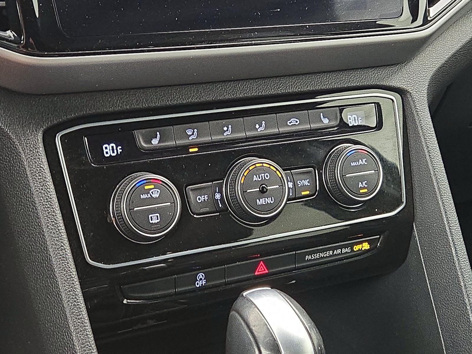 2023 Volkswagen Atlas Cross Sport SE w/Tech - Photo 17