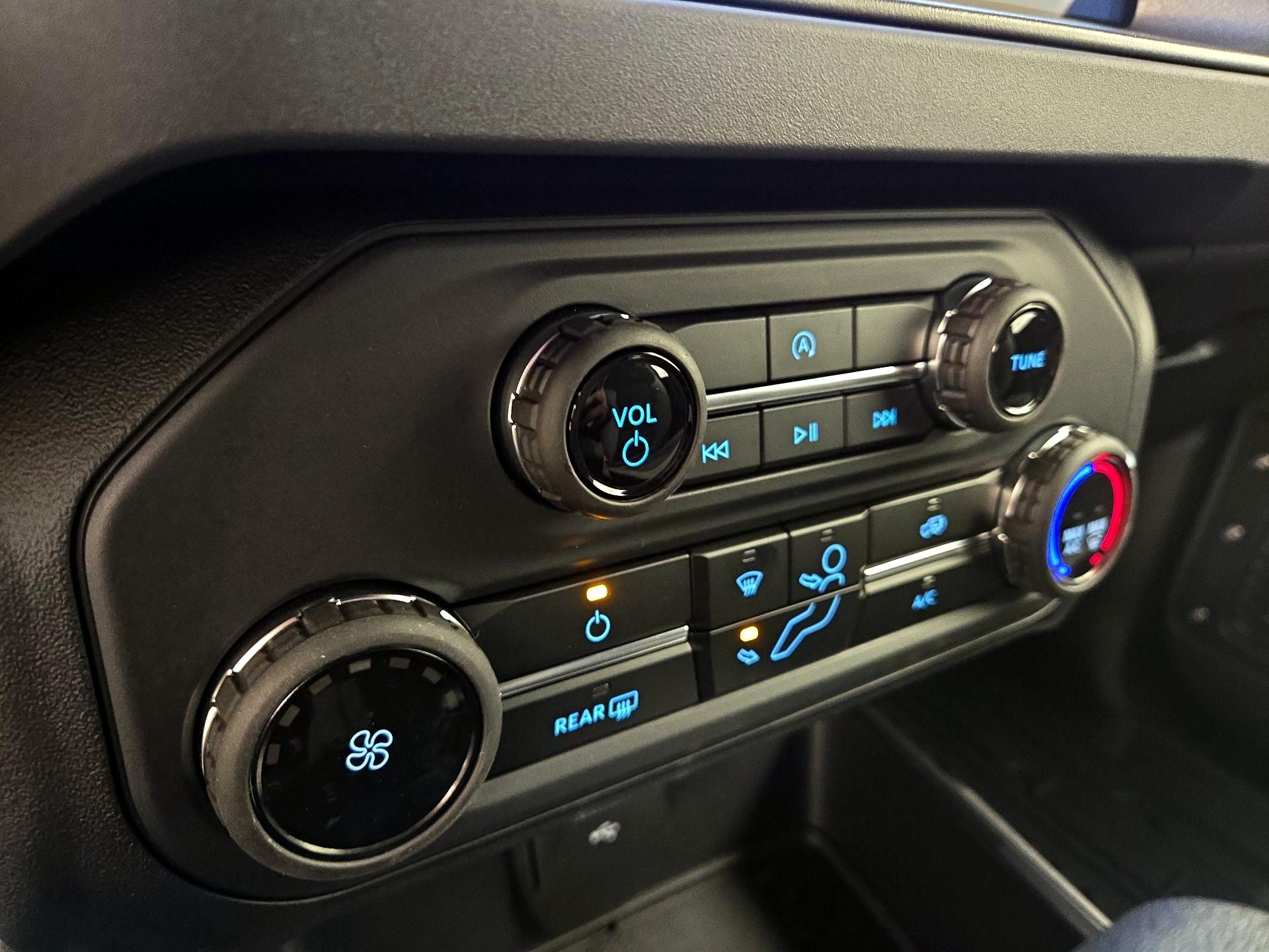 Thumbnail: 2025 Ford Bronco - 15