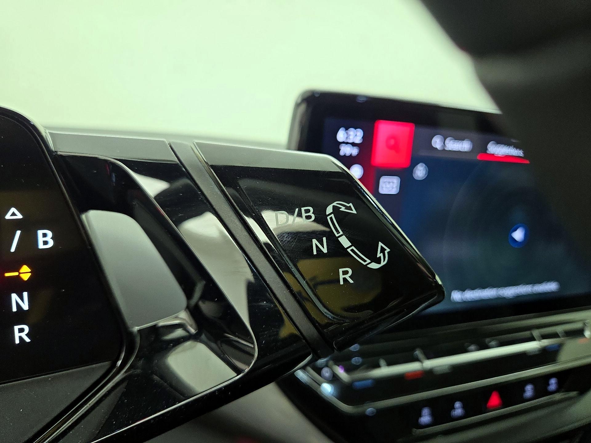 Thumbnail: 2023 Volkswagen ID.4 - 18