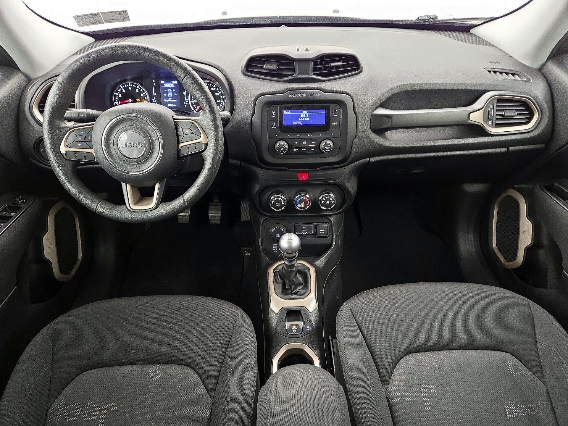 Thumbnail: 2017 Jeep Renegade - 9