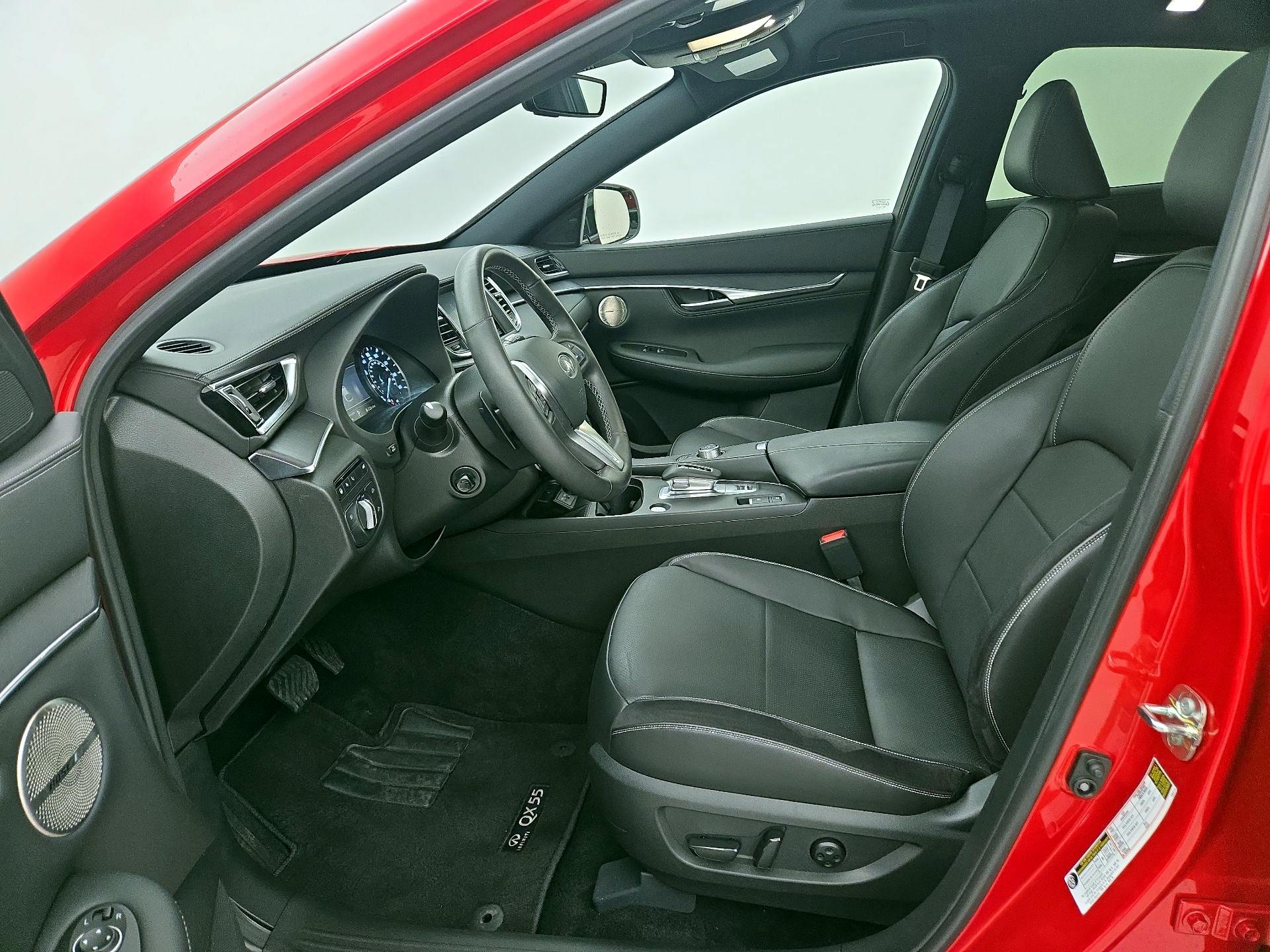 Thumbnail: 2025 INFINITI QX55 - 11