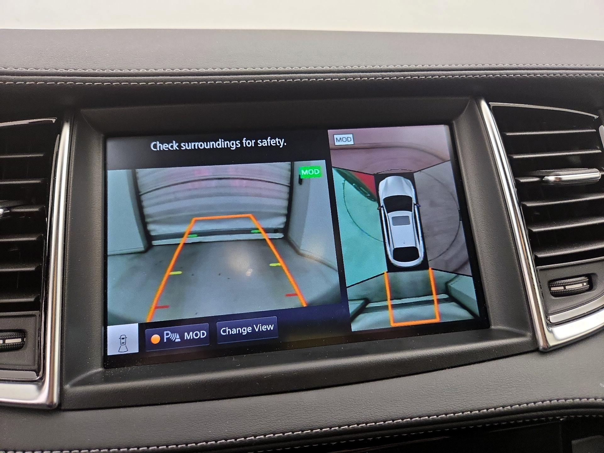 Thumbnail: 2025 INFINITI QX55 - 15