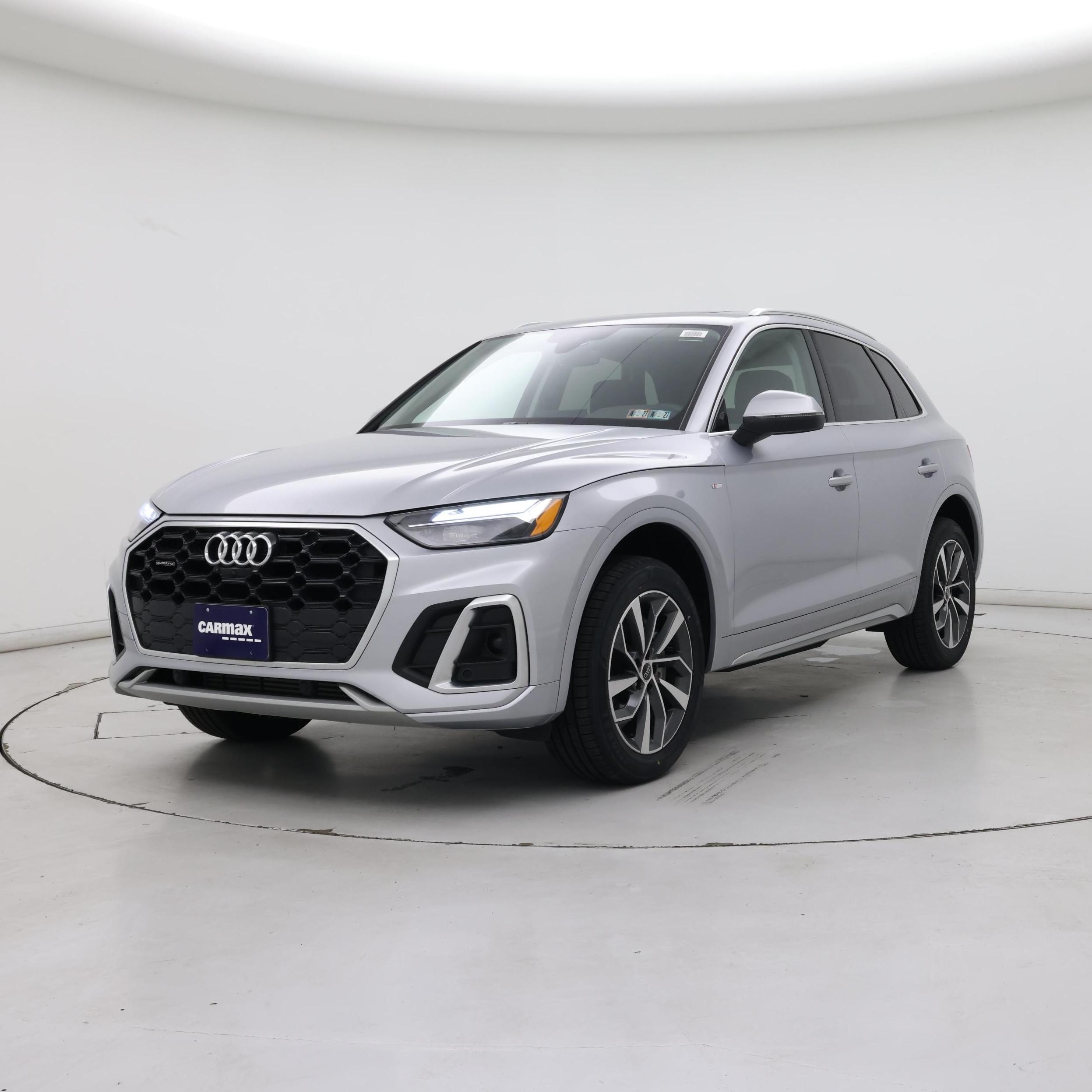 Thumbnail: 2023 Audi Q5 - 4