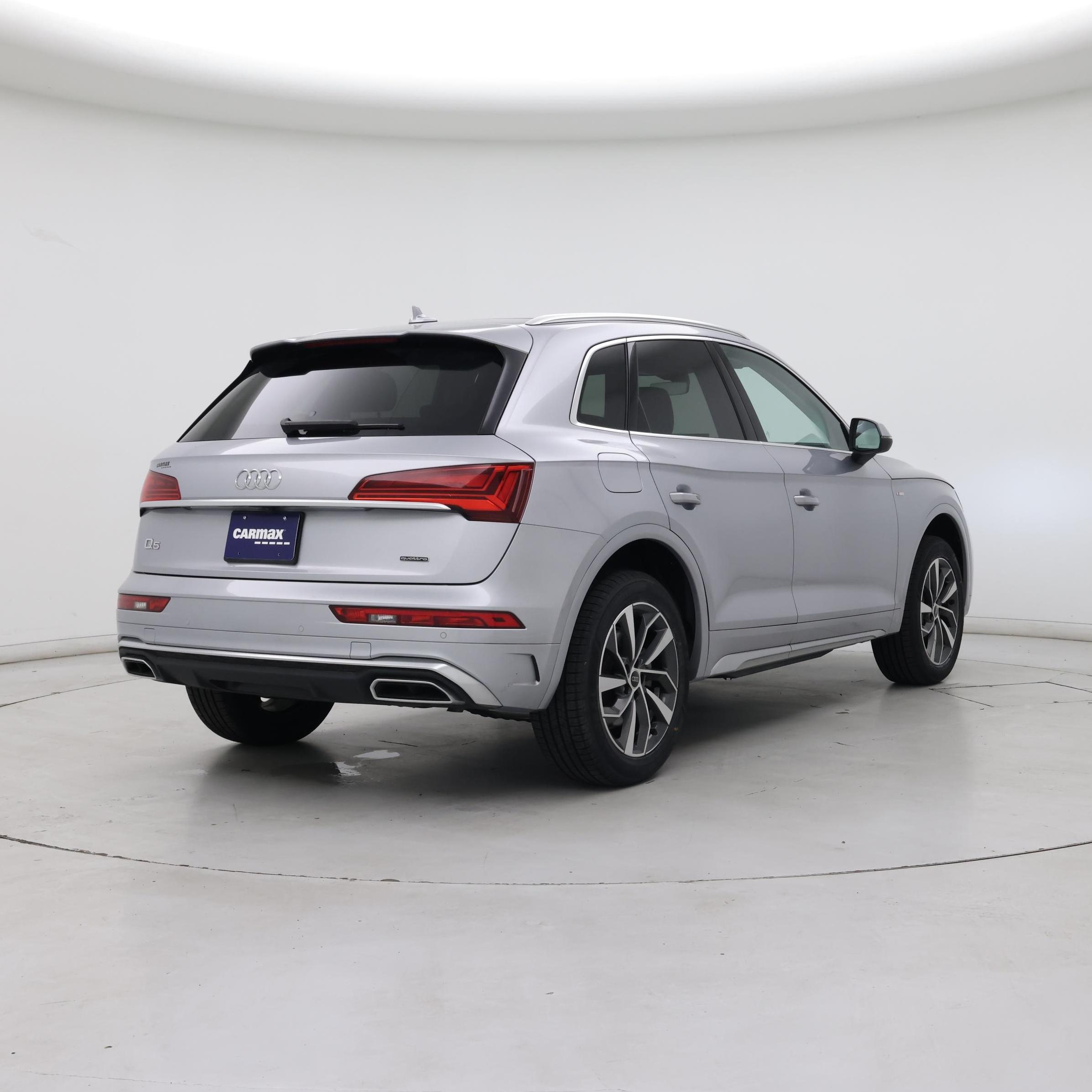 Thumbnail: 2023 Audi Q5 - 8