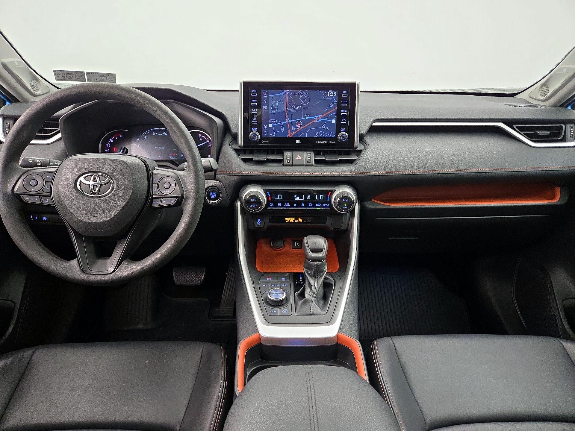 Thumbnail: 2019 Toyota RAV4 - 9