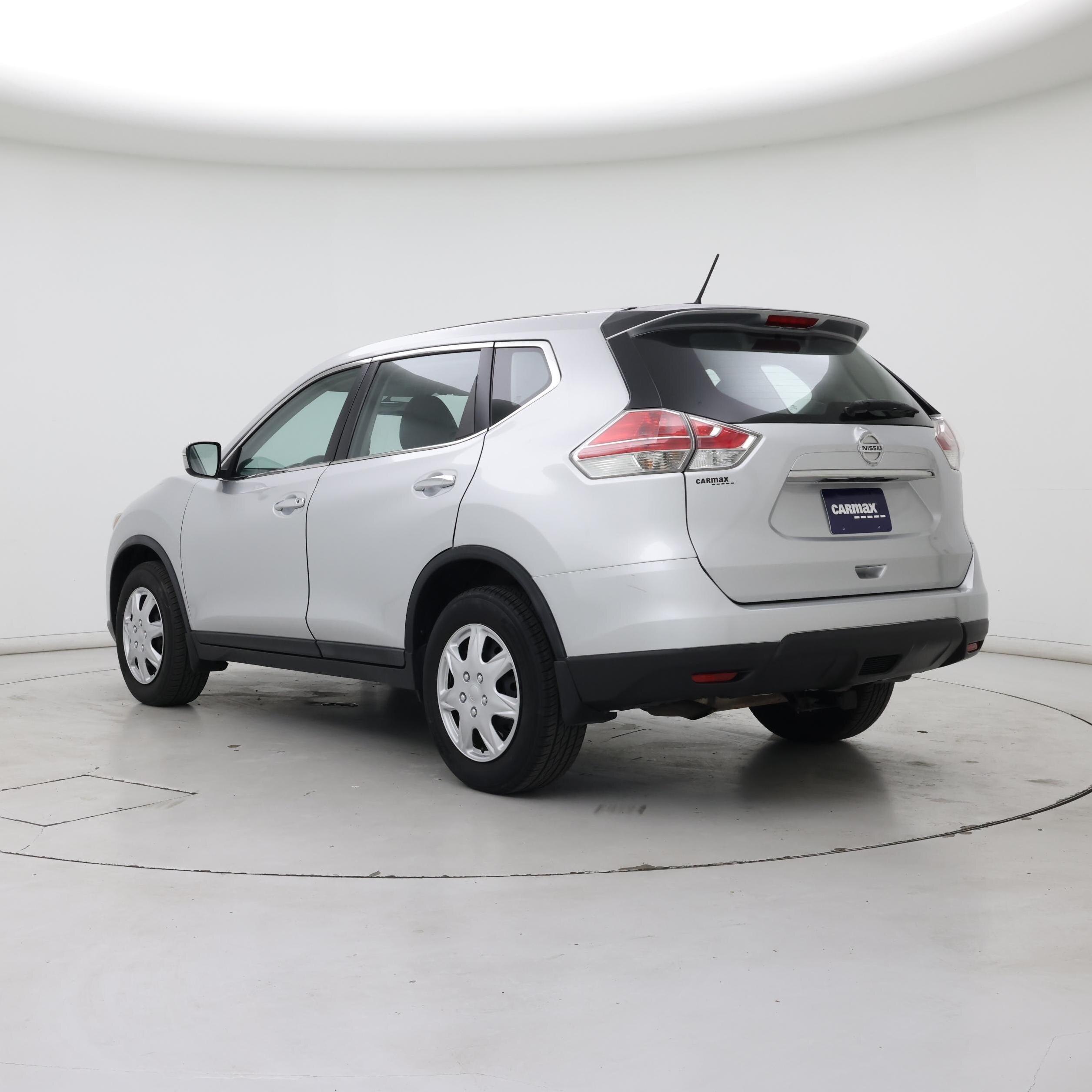 Thumbnail: 2015 Nissan Rogue - 2