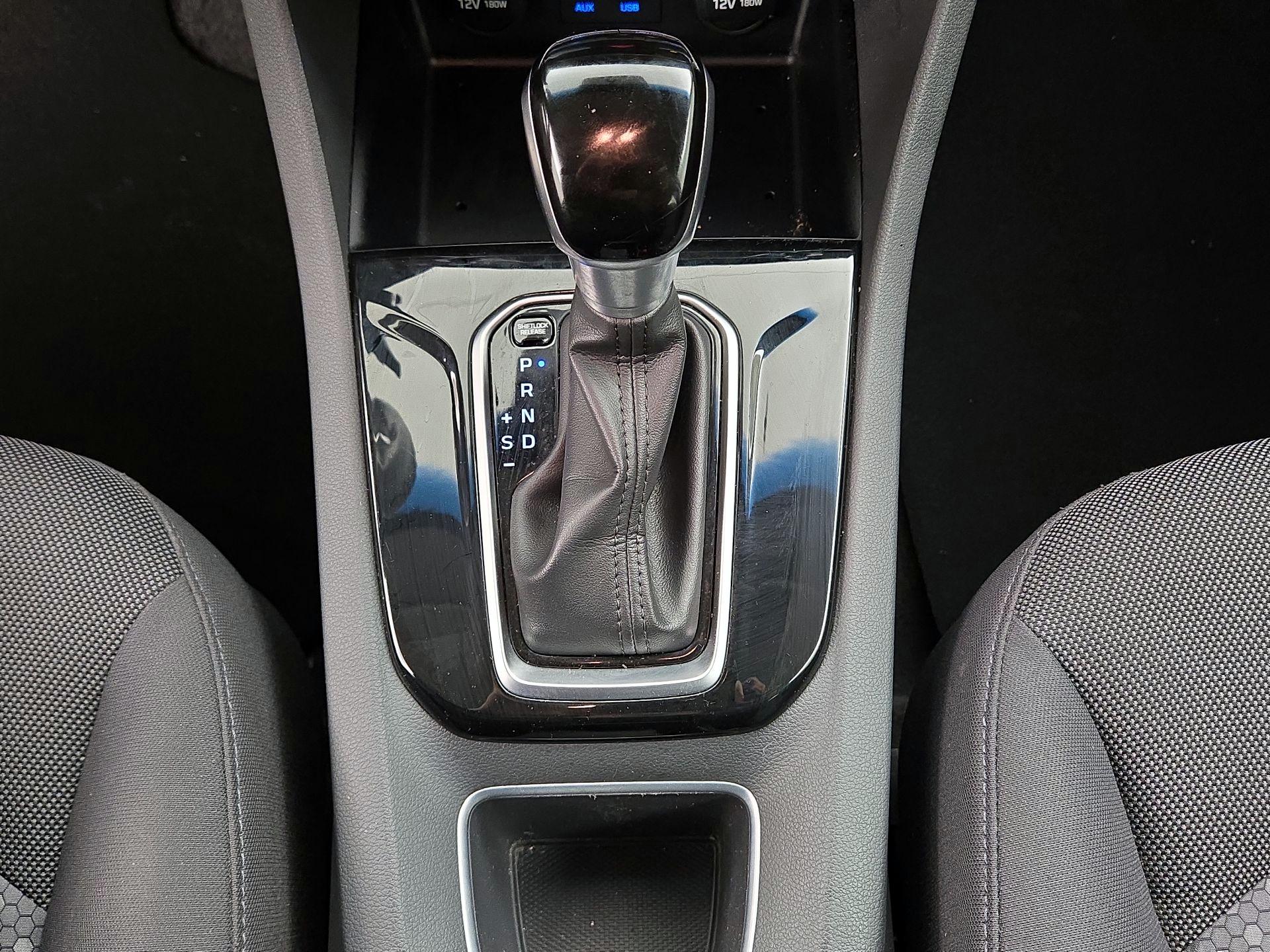 Thumbnail: 2017 Hyundai Ioniq - 16