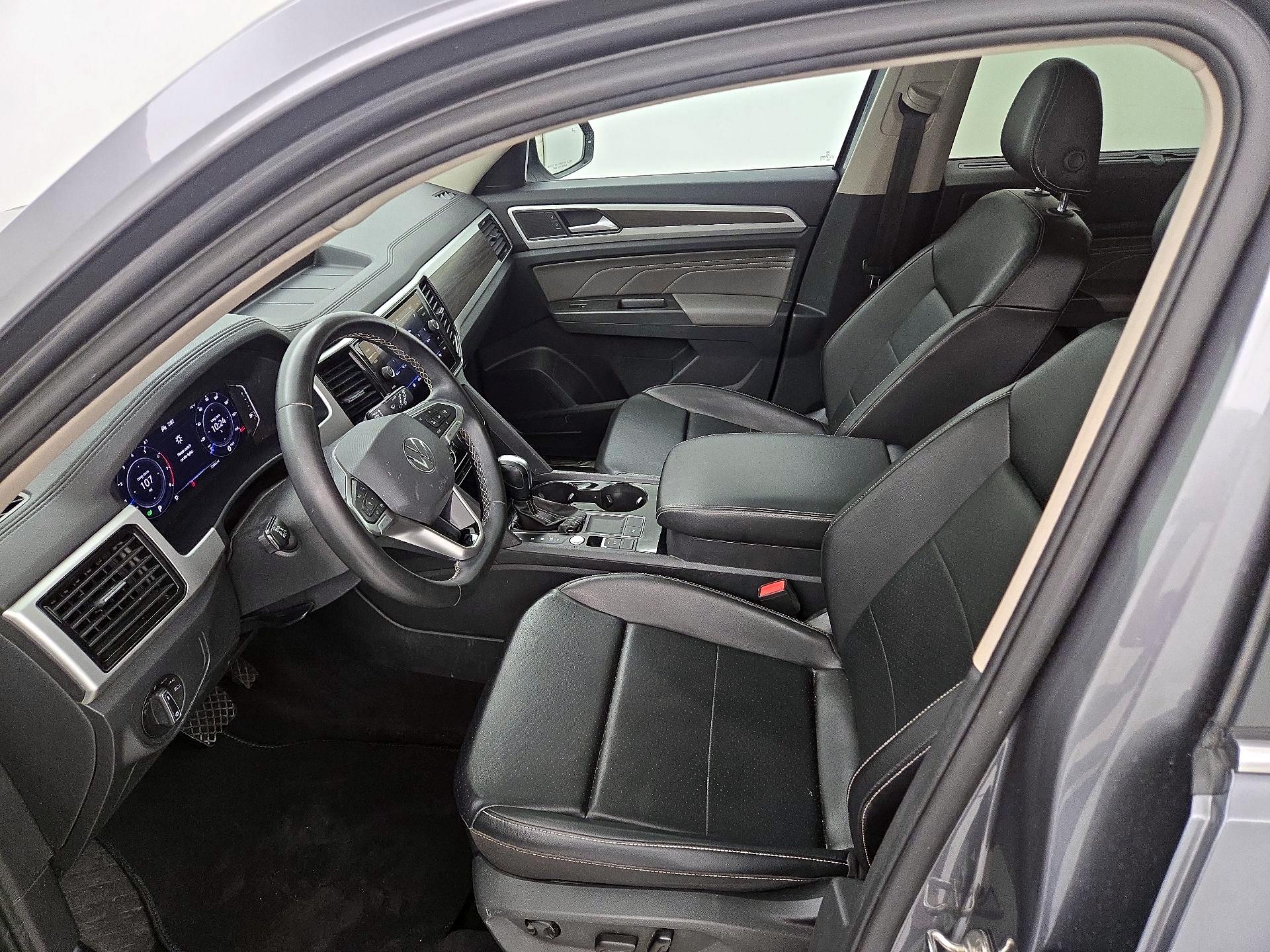 Thumbnail: 2022 Volkswagen Atlas - 11