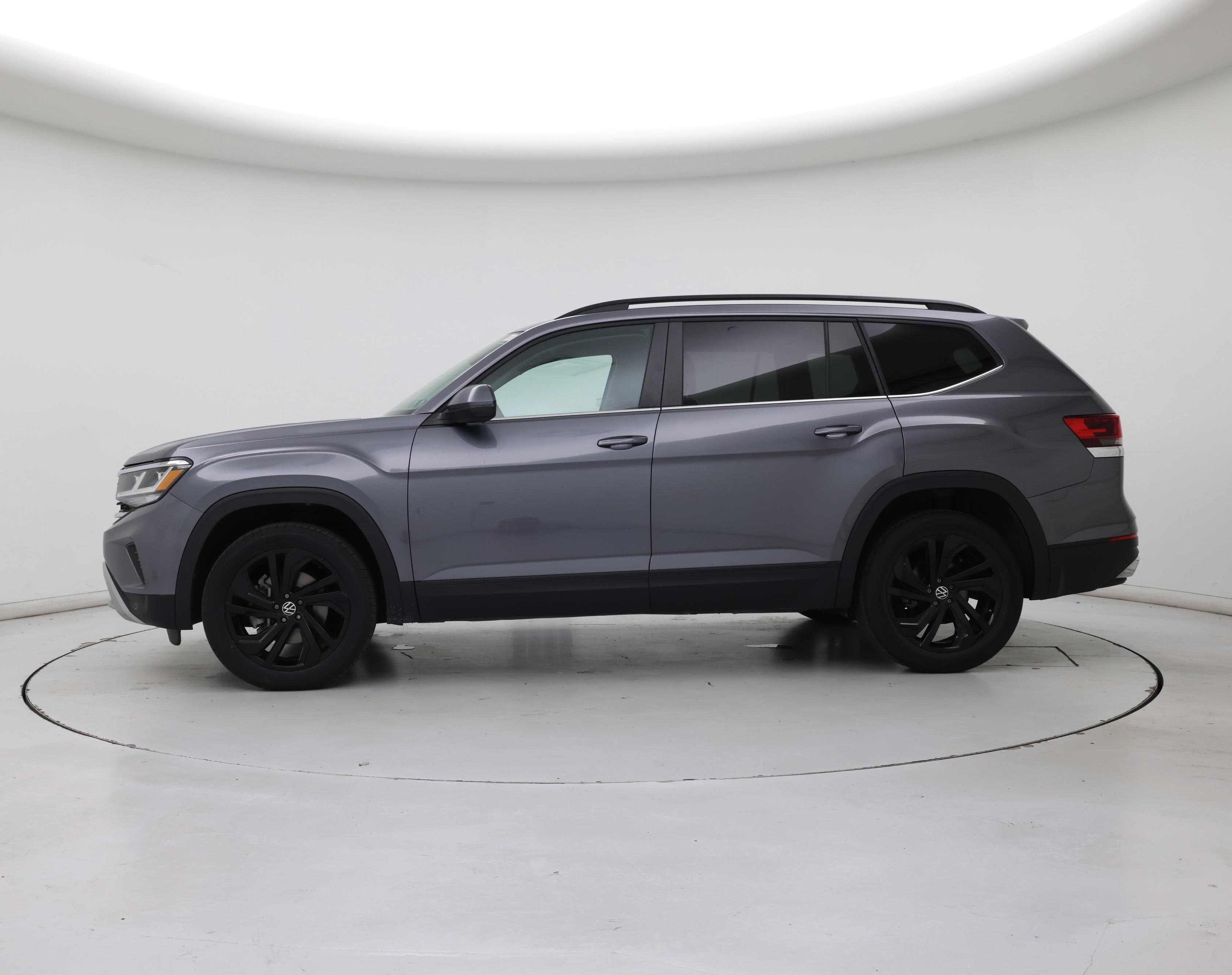 Thumbnail: 2022 Volkswagen Atlas - 3