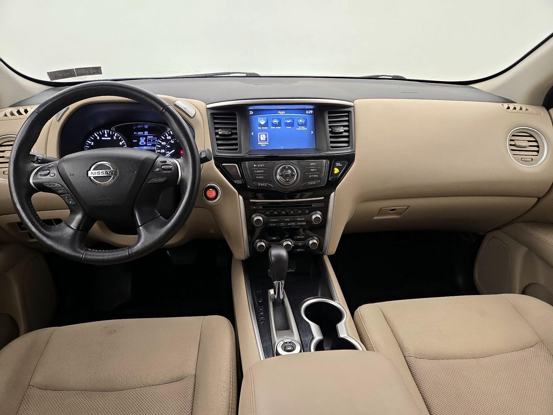 Thumbnail: 2019 Nissan Pathfinder - 9