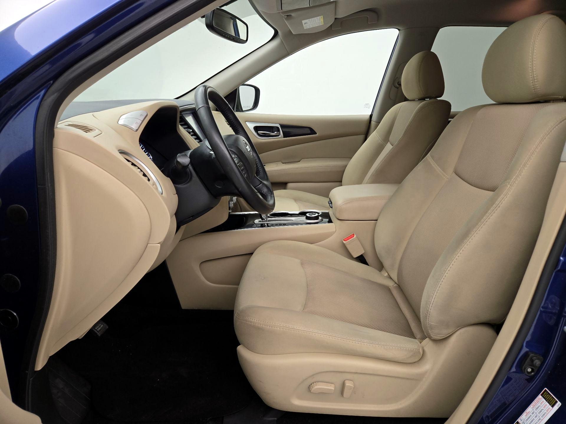 Thumbnail: 2019 Nissan Pathfinder - 11