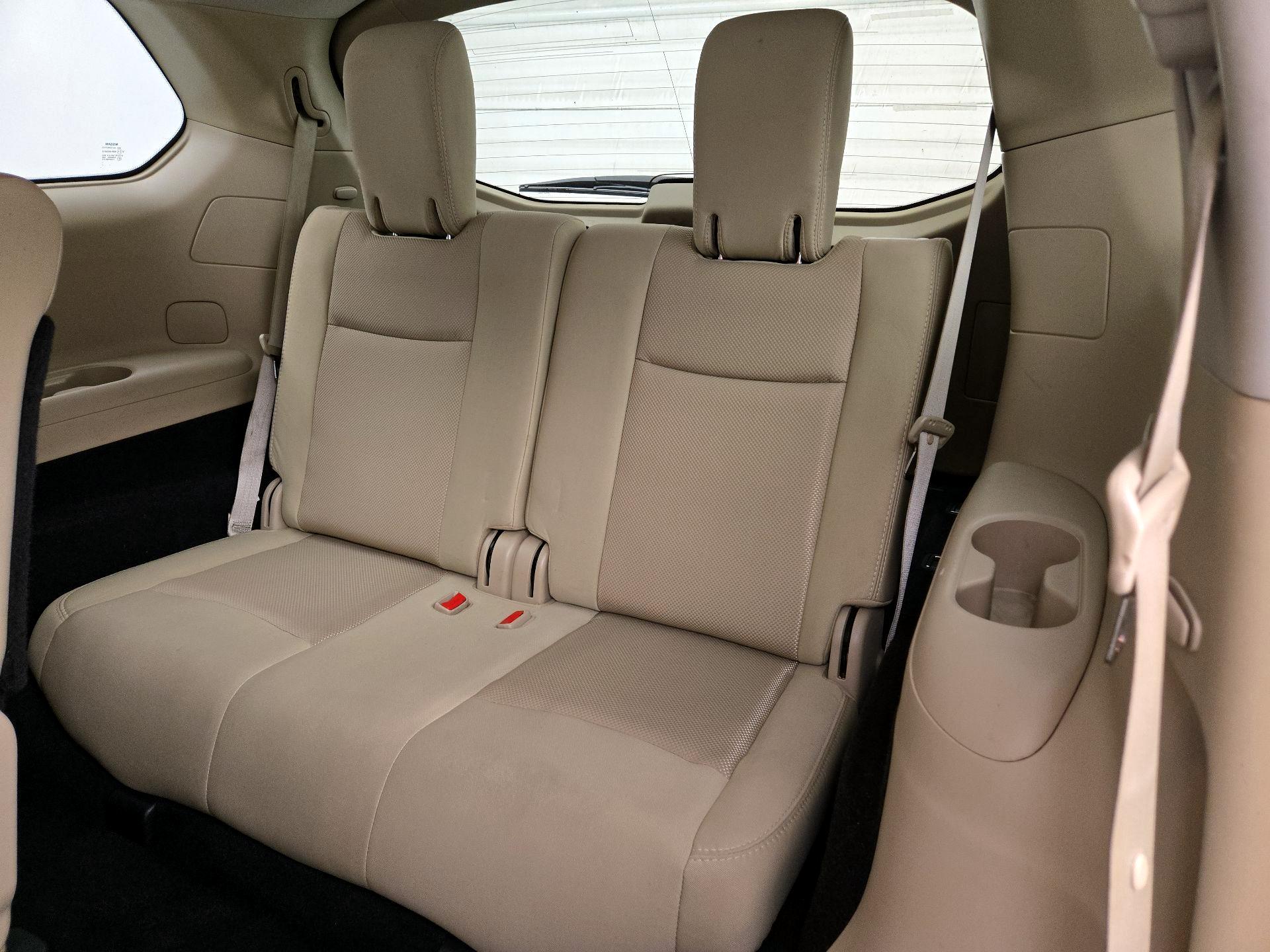Thumbnail: 2019 Nissan Pathfinder - 20